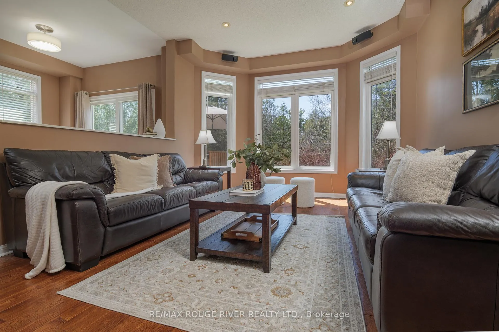 Photo 8 of 463 Summerpark Crescent, Pickering, Amberlea — HOMEH
