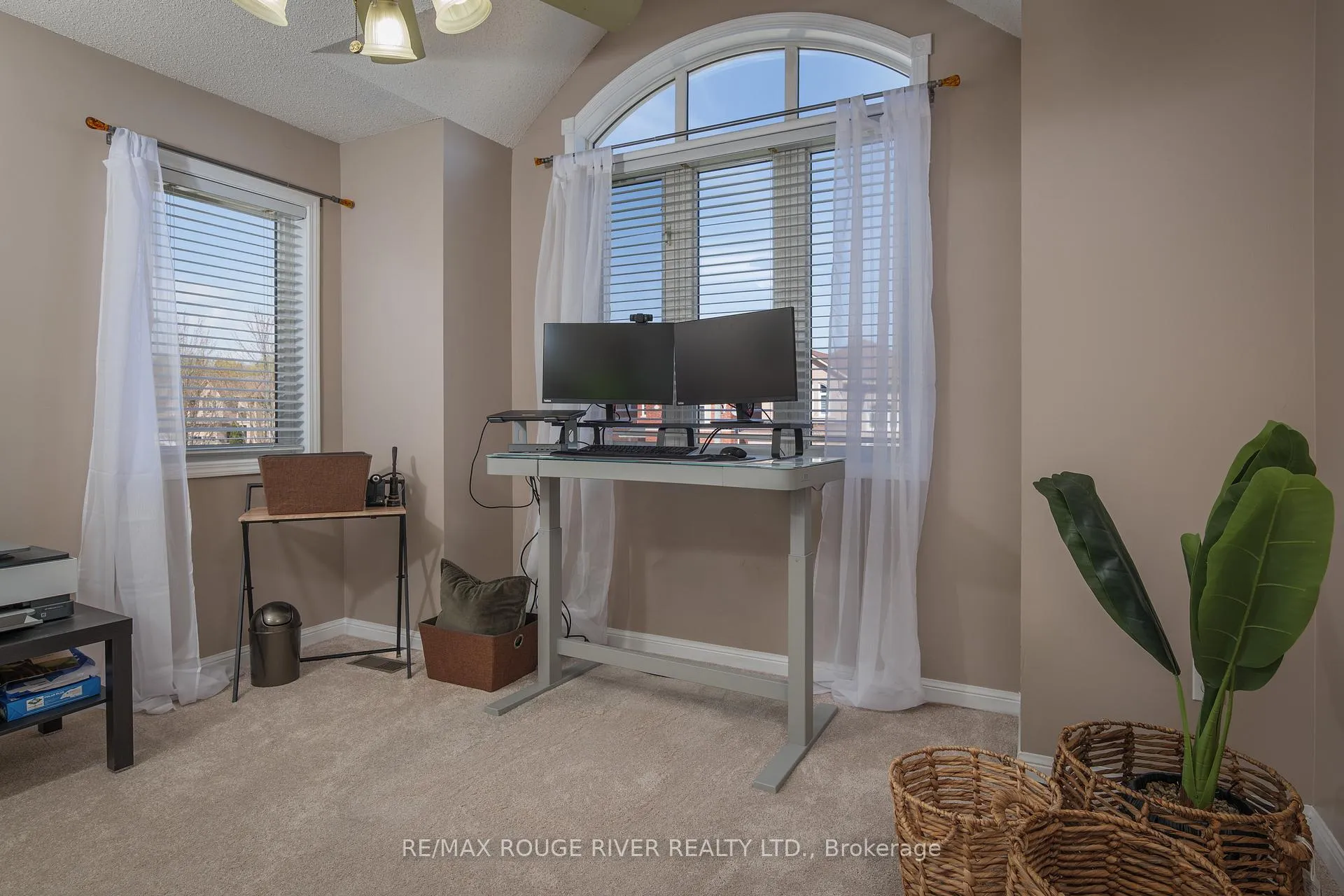Photo 28 of 463 Summerpark Crescent, Pickering, Amberlea — HOMEH