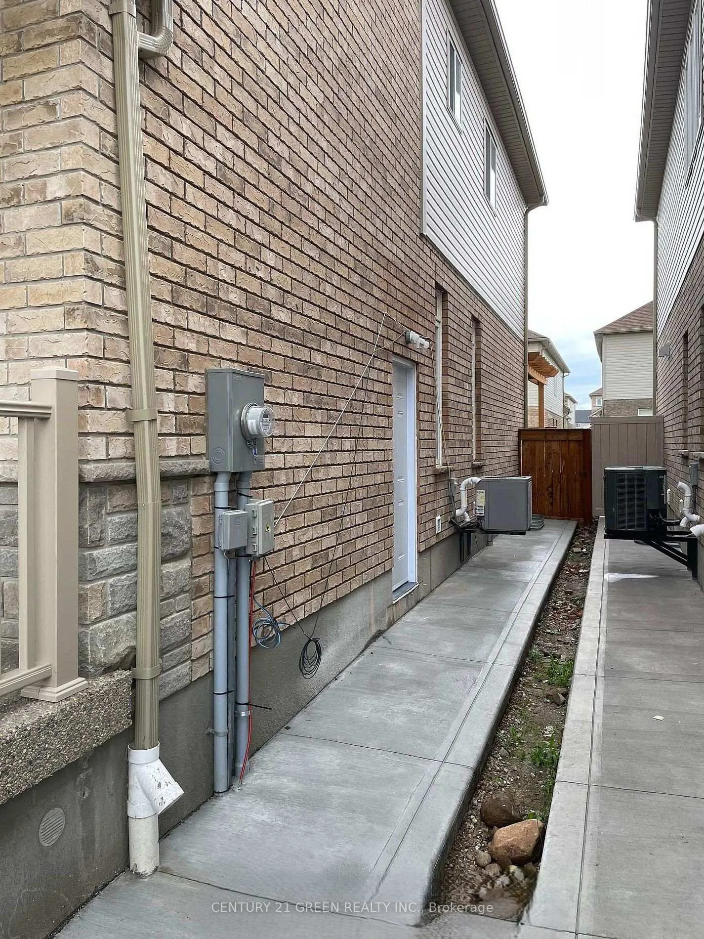 Photo 2 of Unit BSMT, 336 Rivertrail Avenue, Kitchener — HOMEH