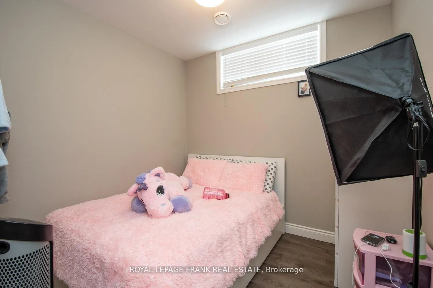 Photo 18 of 58 Vipond Road, Whitby, Brooklin — HOMEH