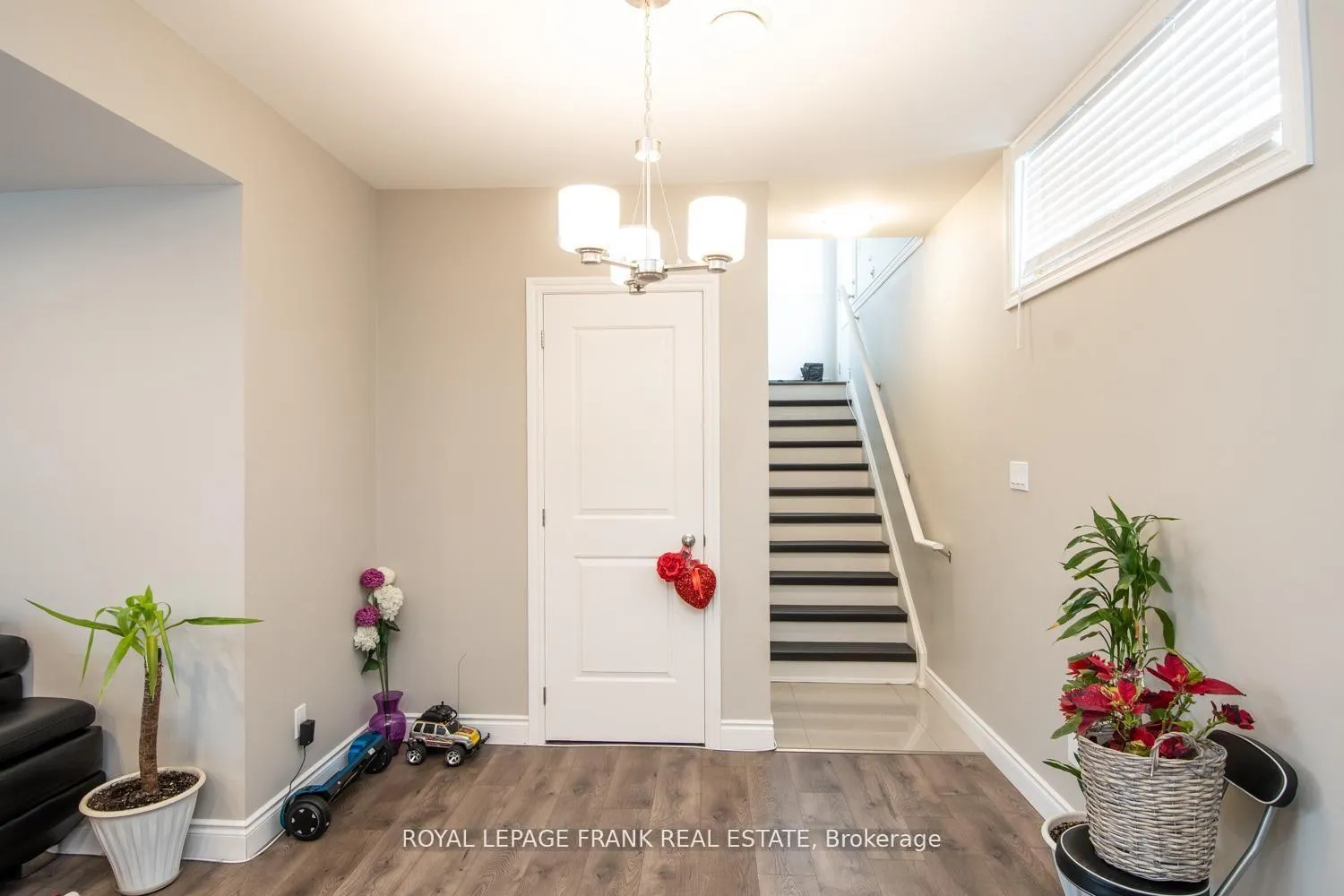 Photo 25 of 58 Vipond Road, Whitby, Brooklin — HOMEH