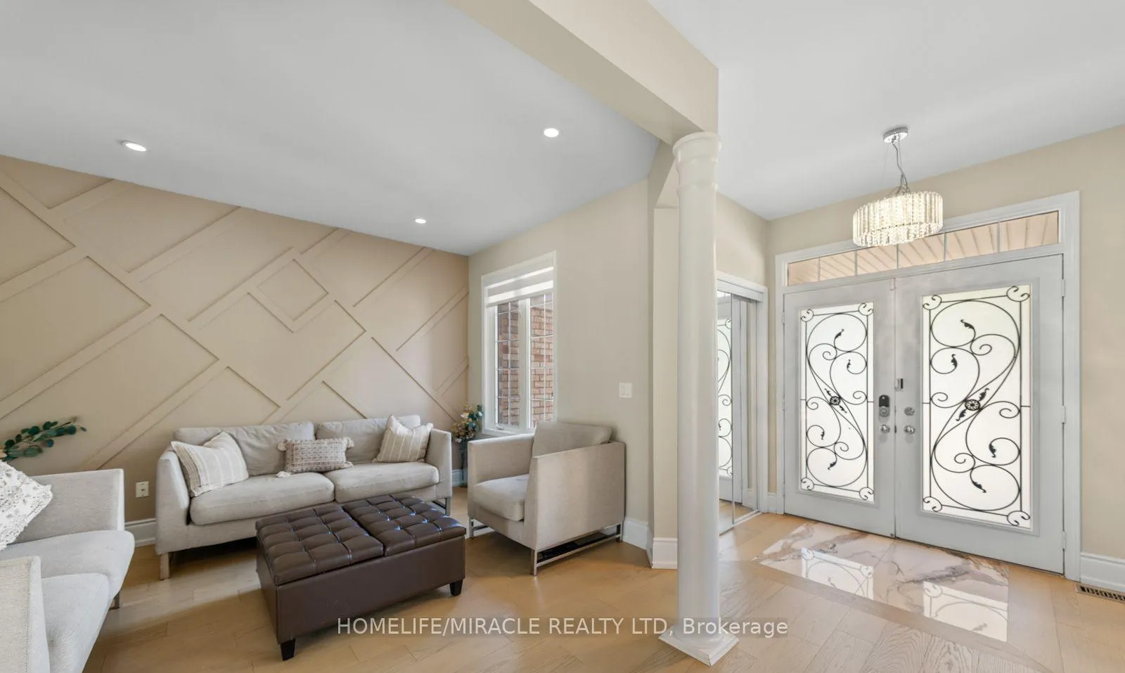 Photo 5 of 1 Vision Way, Brampton, Vales of Castlemore — HOMEH