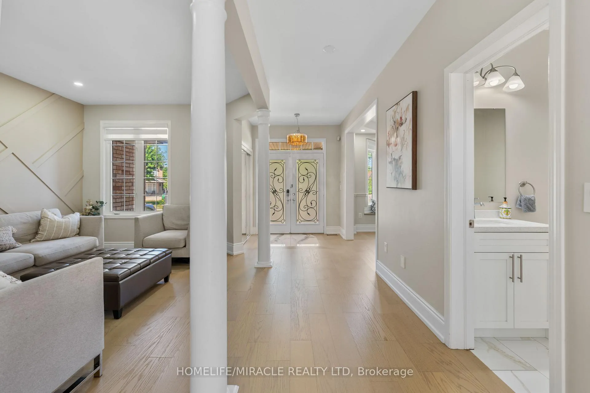 Photo 8 of 1 Vision Way, Brampton, Vales of Castlemore — HOMEH