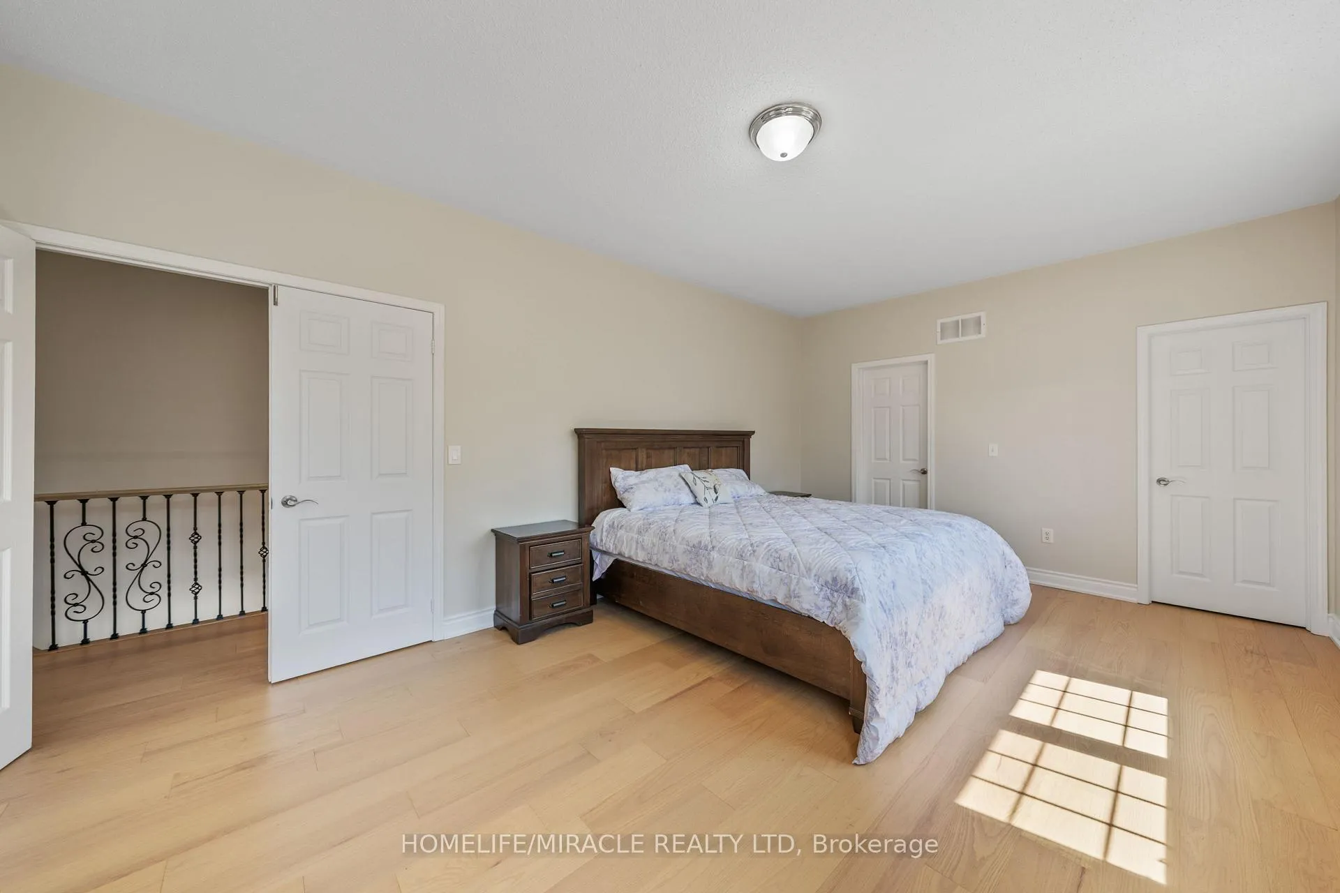Photo 34 of 1 Vision Way, Brampton, Vales of Castlemore — HOMEH