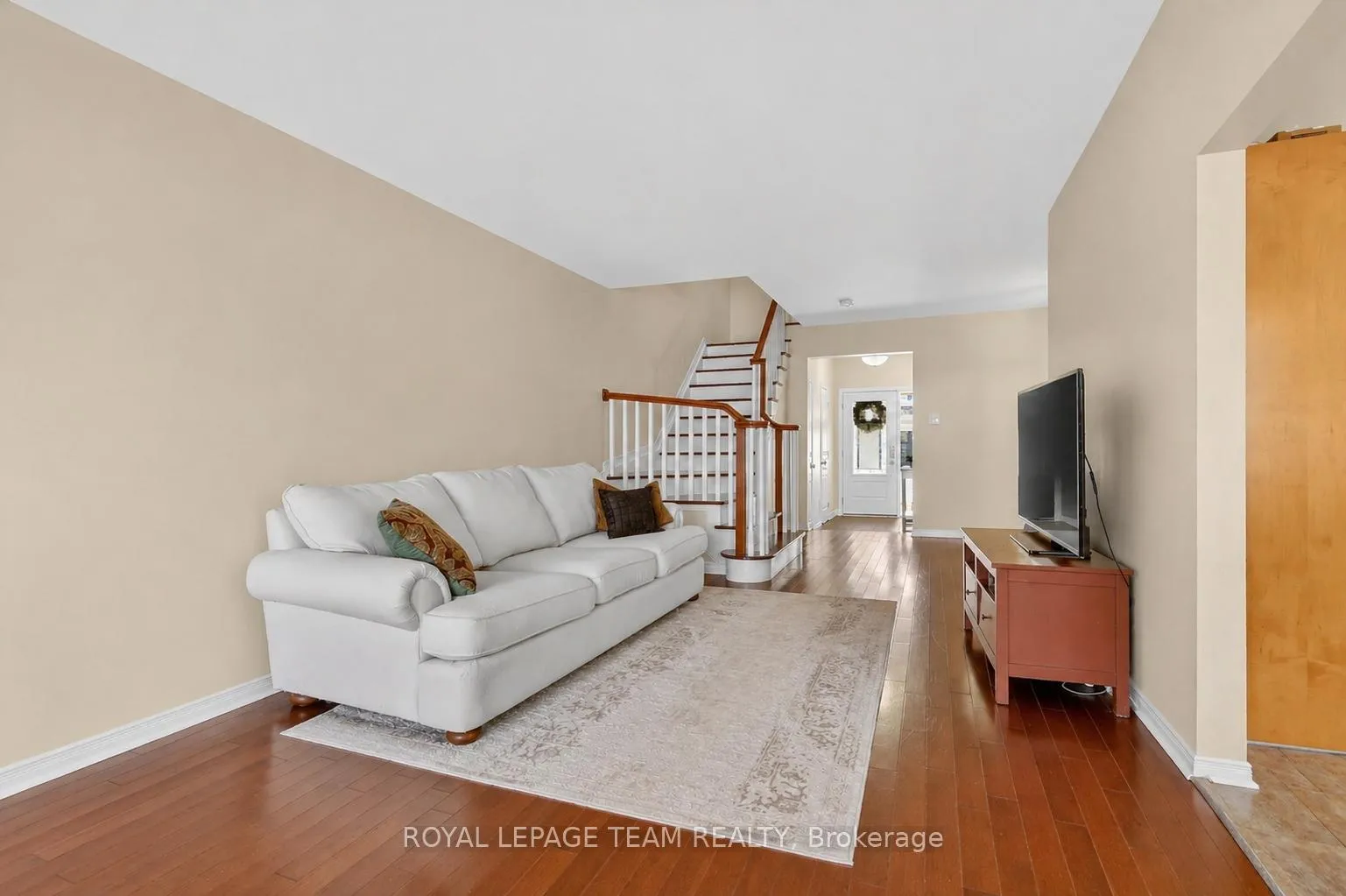 Photo 7 of 19 Goldthorpe Private, Ottawa, Barrhaven - Stonebridge — HOMEH