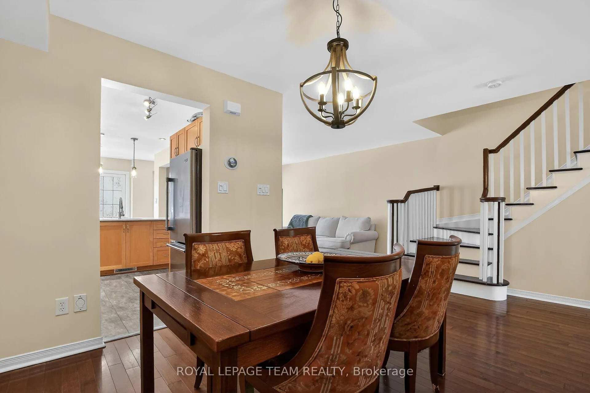 Photo 14 of 19 Goldthorpe Private, Ottawa, Barrhaven - Stonebridge — HOMEH