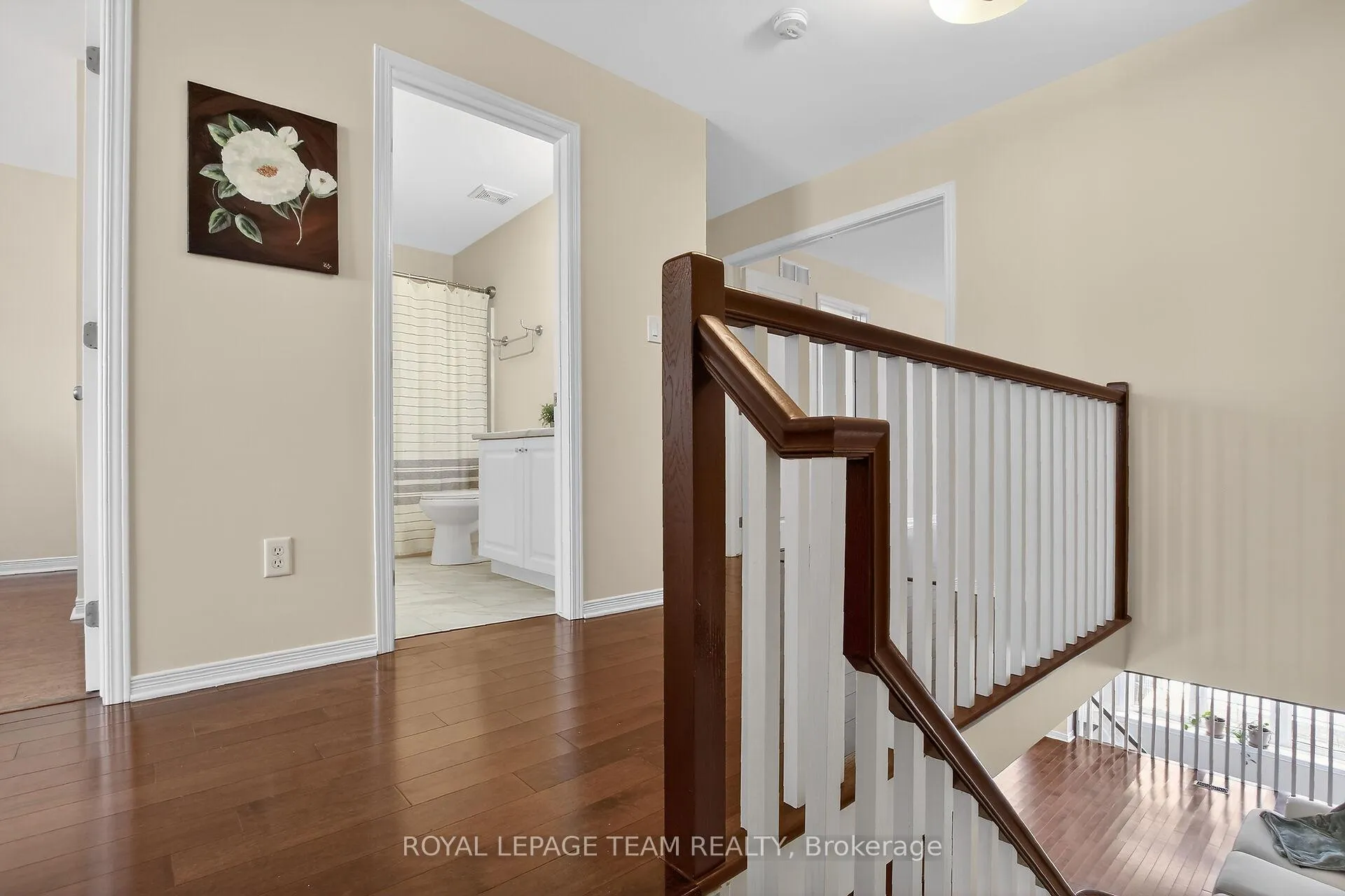 Photo 17 of 19 Goldthorpe Private, Ottawa, Barrhaven - Stonebridge — HOMEH