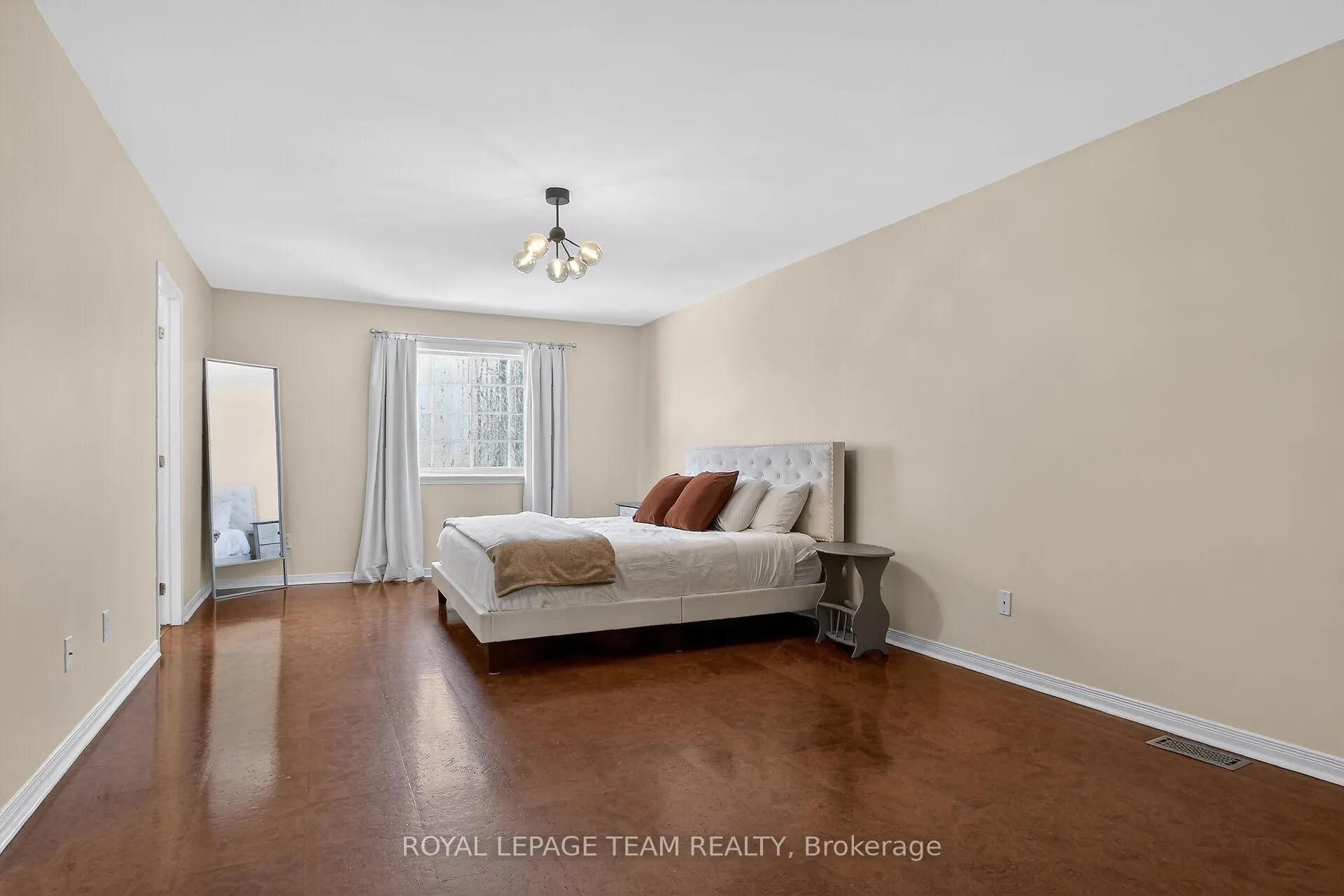 Photo 18 of 19 Goldthorpe Private, Ottawa, Barrhaven - Stonebridge — HOMEH