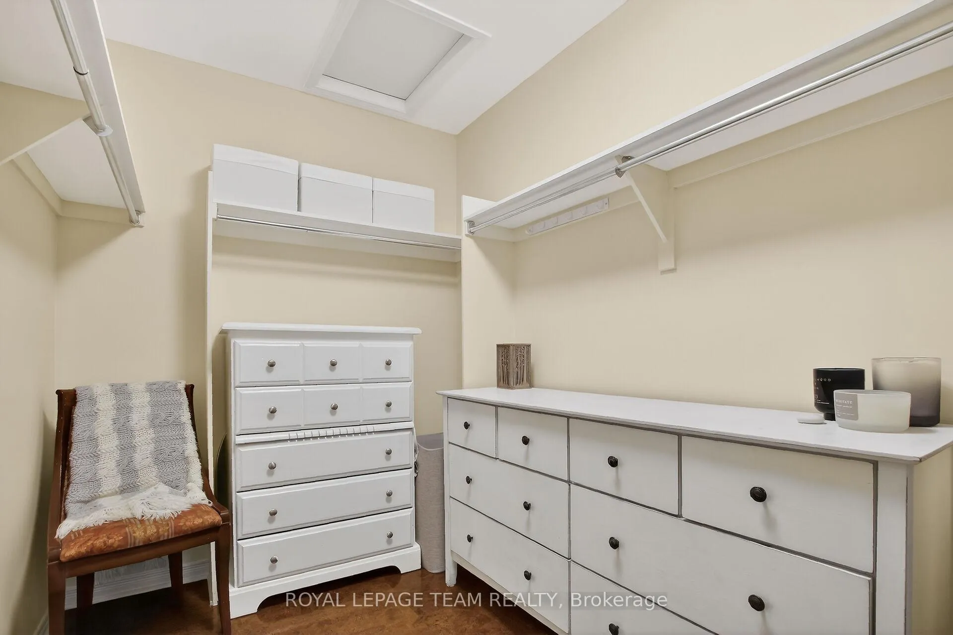 Photo 20 of 19 Goldthorpe Private, Ottawa, Barrhaven - Stonebridge — HOMEH
