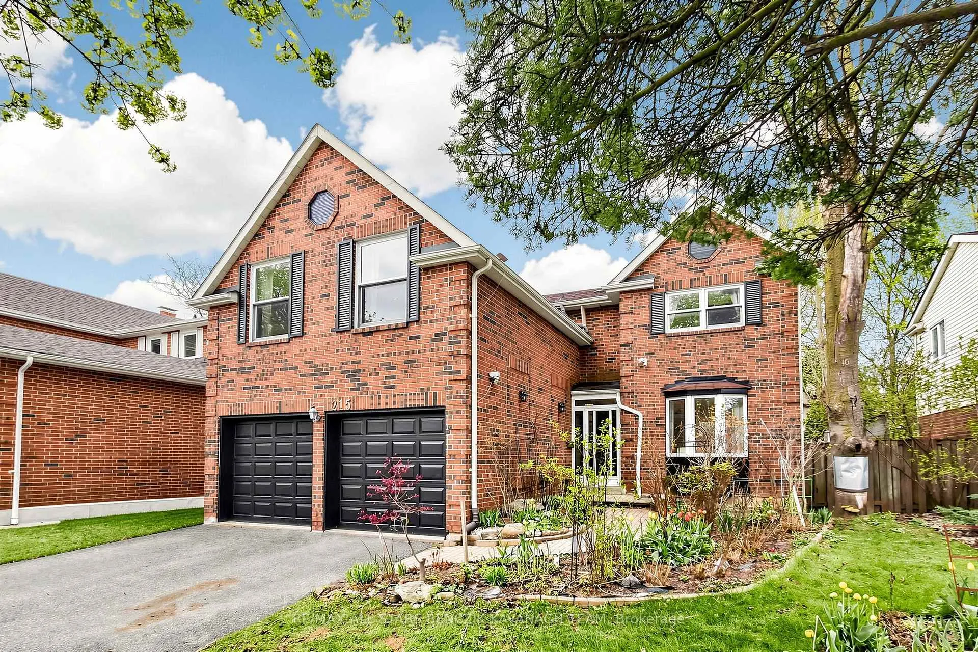 Photo 1 of 215 Fincham Avenue, Markham, Markham Village — HOMEH