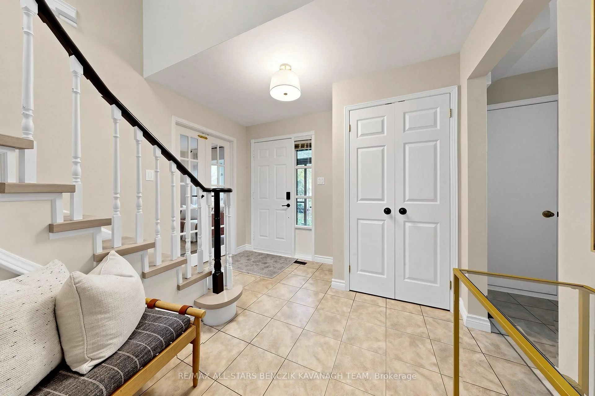Photo 14 of 215 Fincham Avenue, Markham, Markham Village — HOMEH