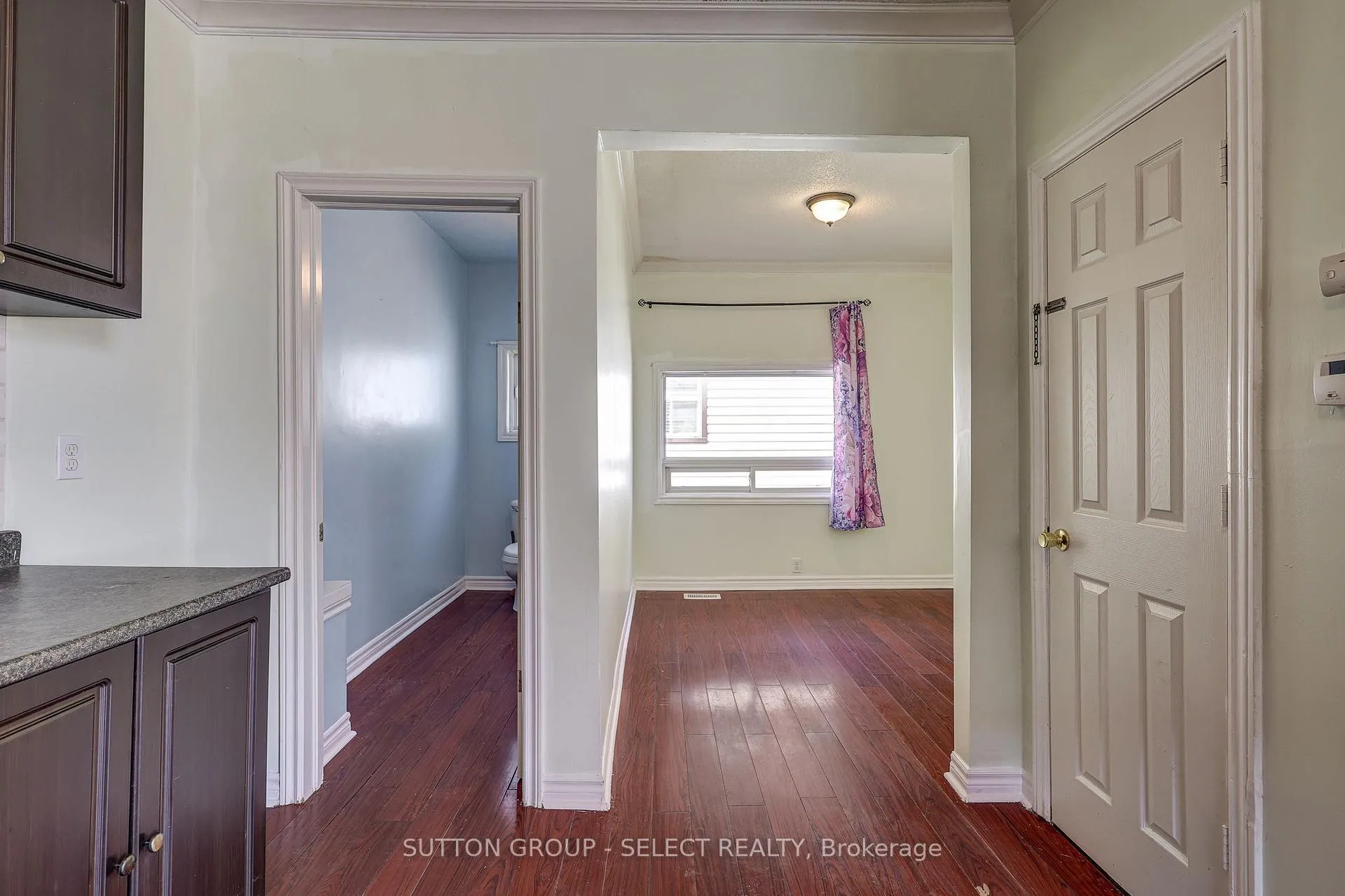 Photo 20 of 471 Burbrook Place, London, East G — HOMEH