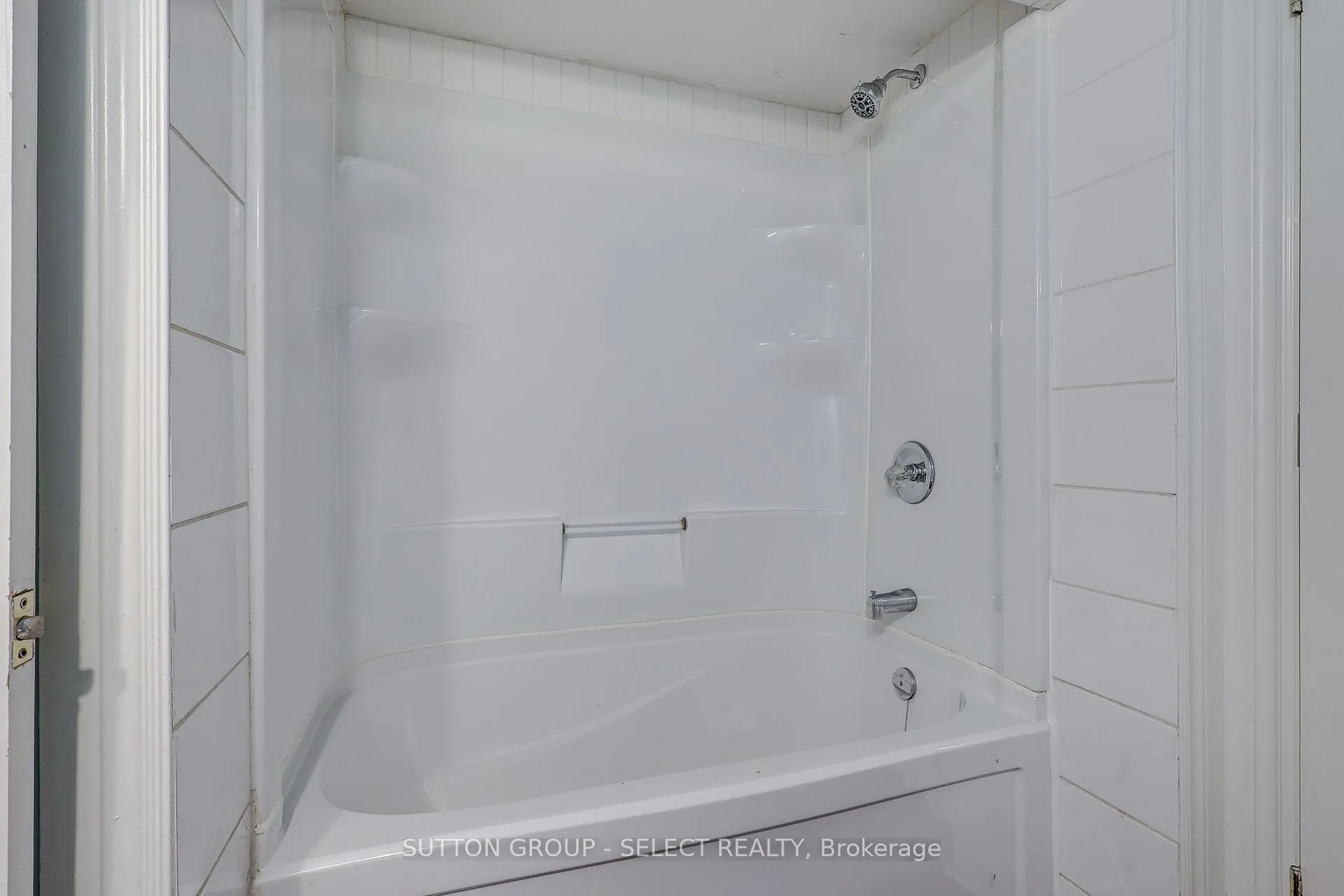 Photo 34 of 471 Burbrook Place, London, East G — HOMEH