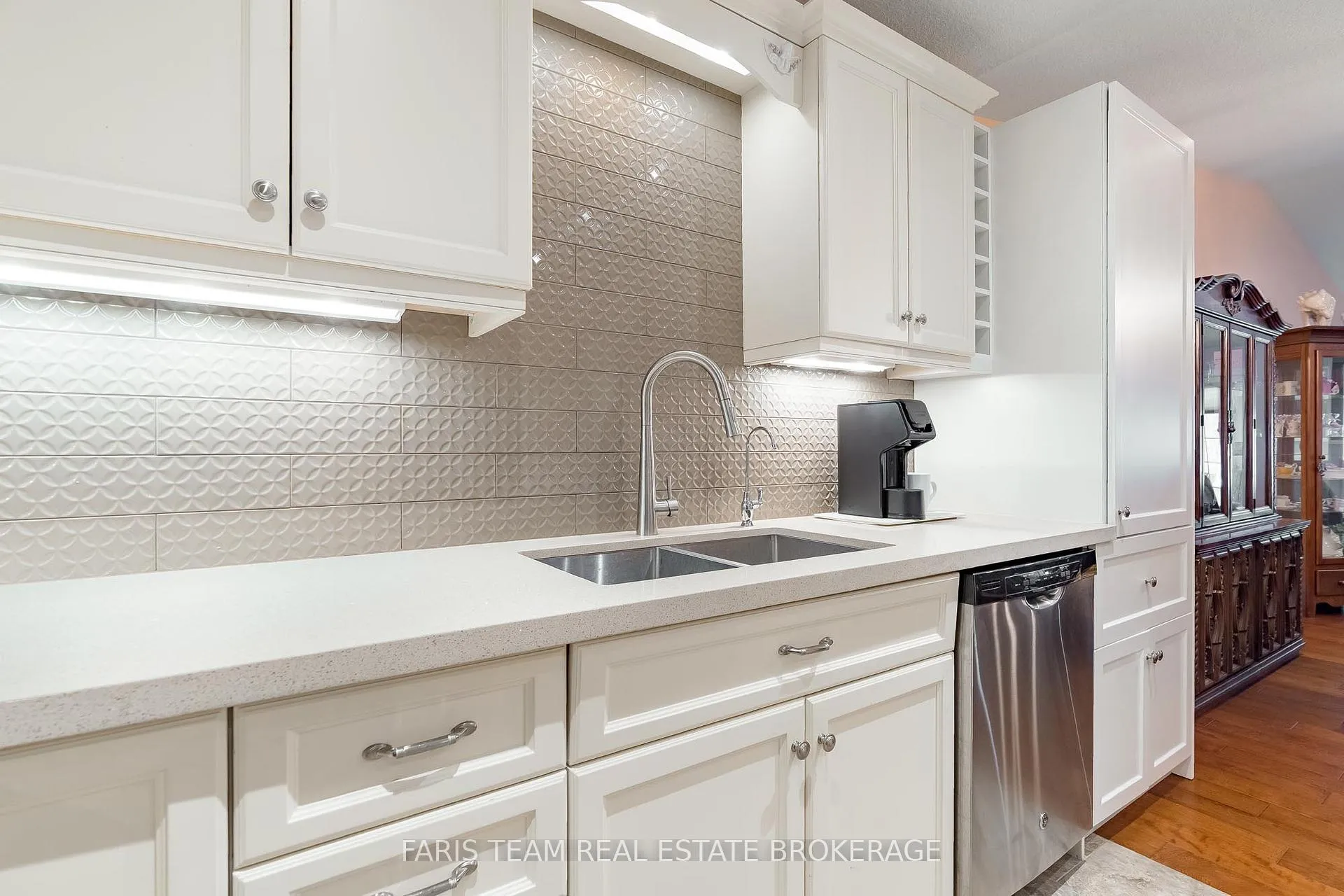 Photo 7 of 189 Greenway Drive, Wasaga Beach — HOMEH