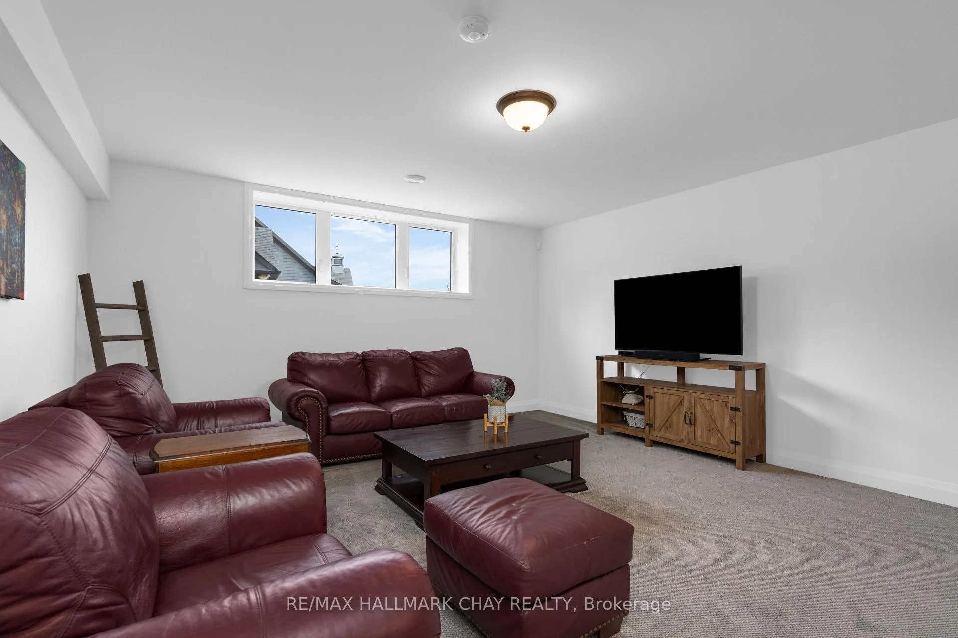 Photo 25 of 41 Thoroughbred Drive, Oro-Medonte, Rural Oro-Medonte — HOMEH