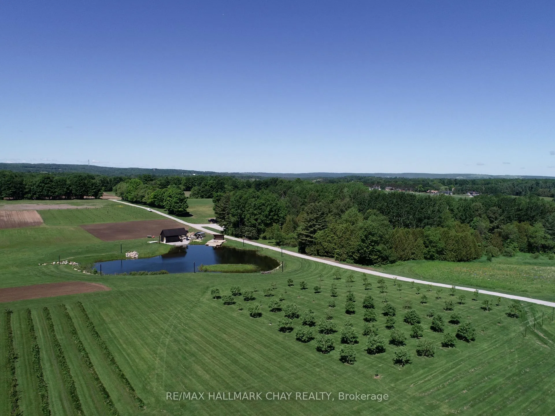 Photo 39 of 41 Thoroughbred Drive, Oro-Medonte, Rural Oro-Medonte — HOMEH