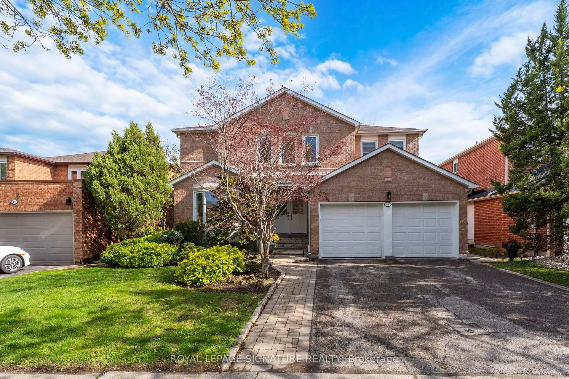 Photo 1 of 47 Edmund Seager Drive, Vaughan, Uplands — HOMEH
