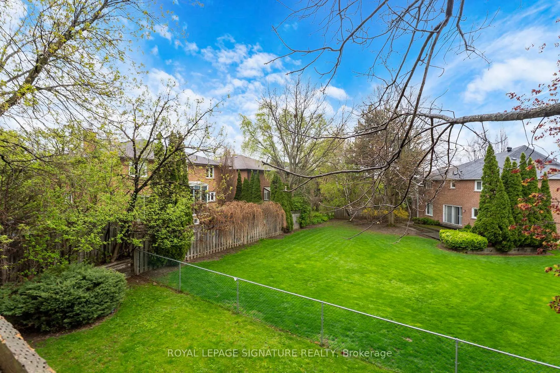 Photo 11 of 47 Edmund Seager Drive, Vaughan, Uplands — HOMEH