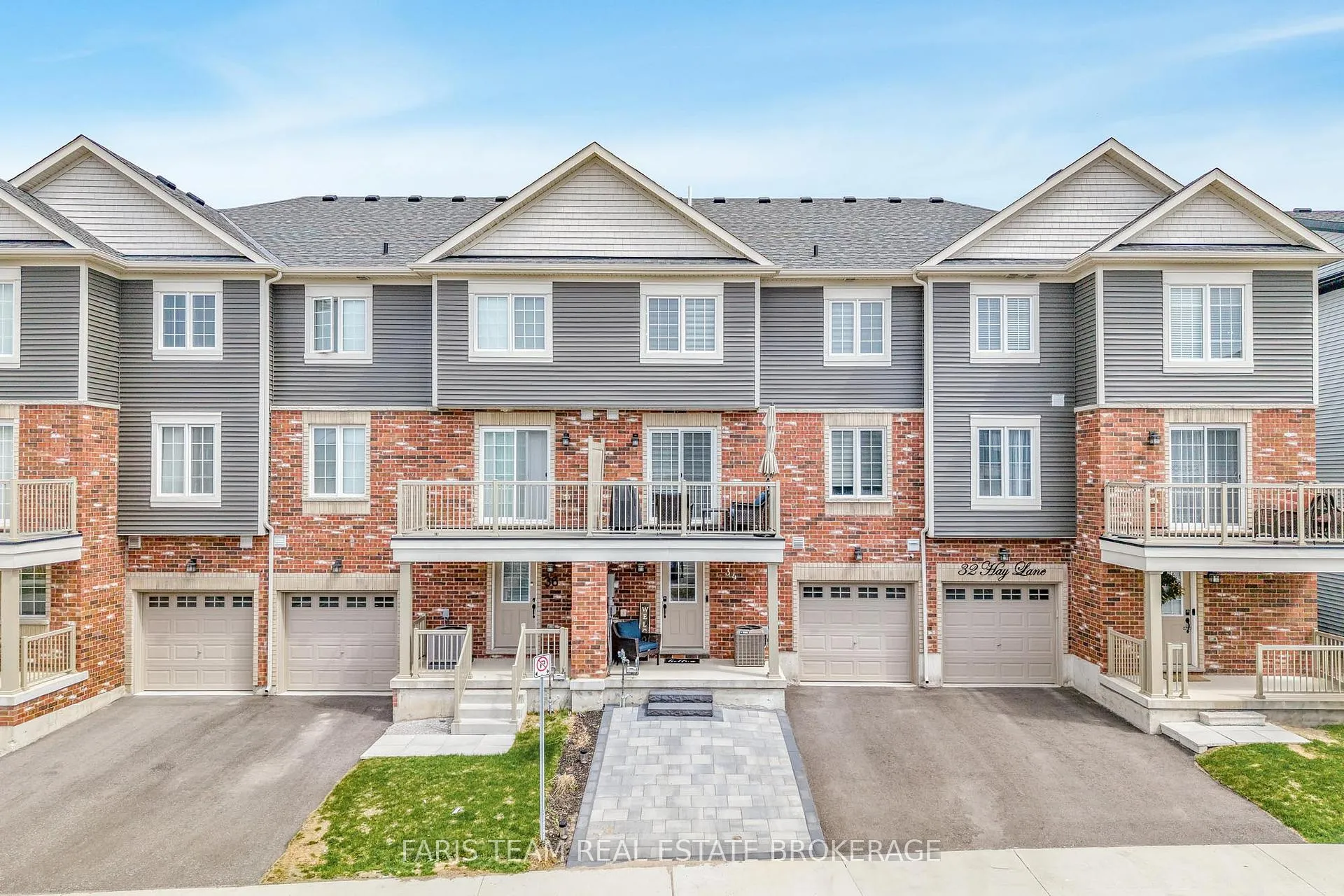 Photo 3 of 34 Hay Lane, Barrie, Rural Barrie Southeast — HOMEH