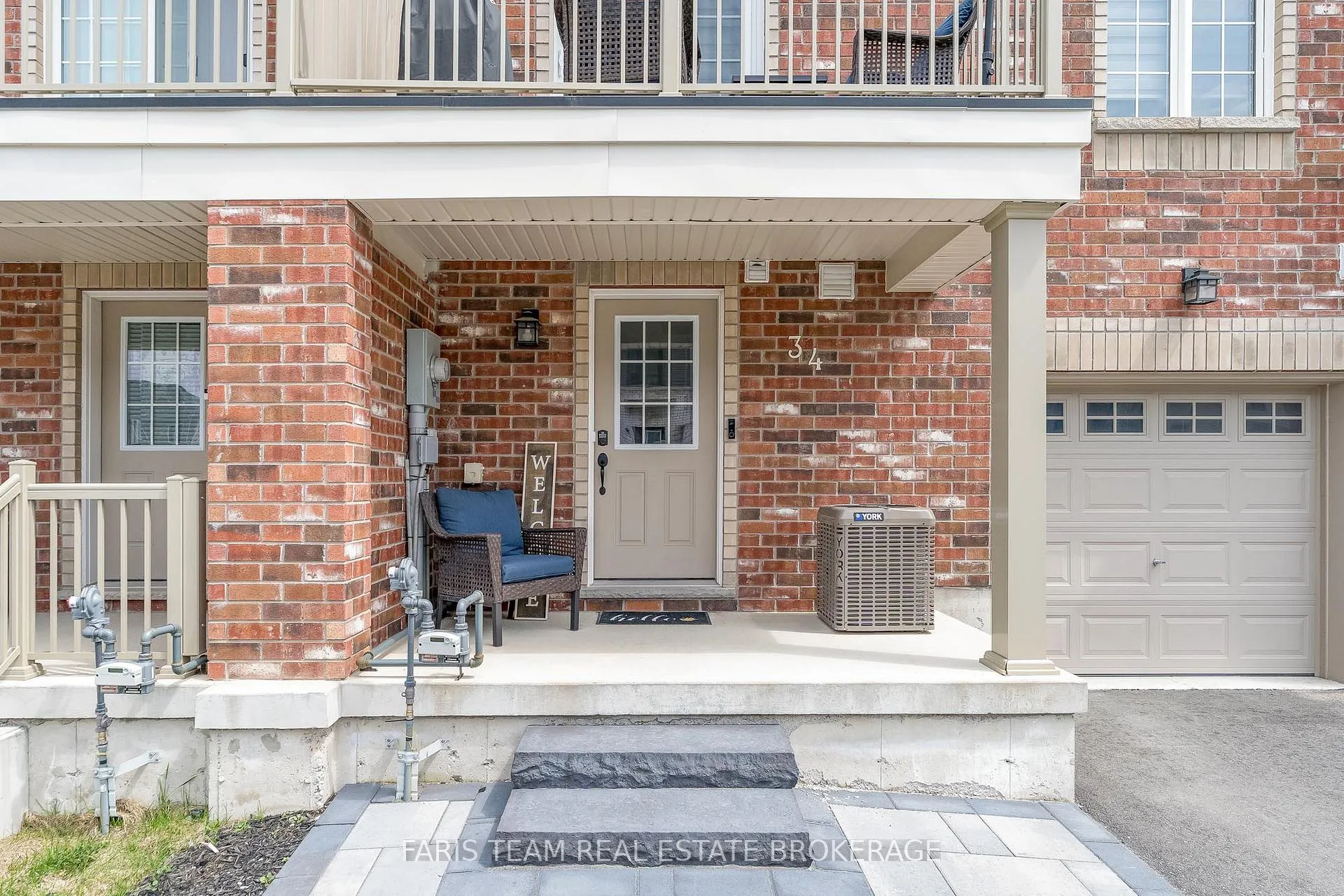 Photo 4 of 34 Hay Lane, Barrie, Rural Barrie Southeast — HOMEH