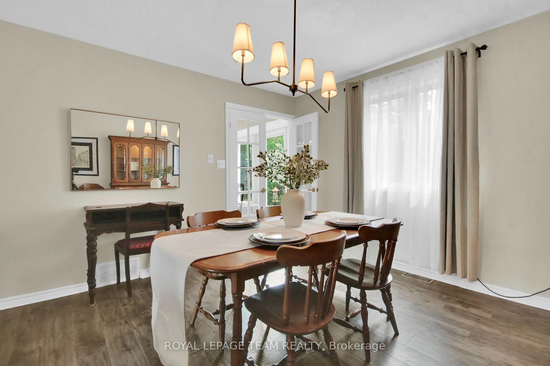 Photo 16 of 1668 Kilmaurs Side Road, Ottawa, Dunrobin — HOMEH