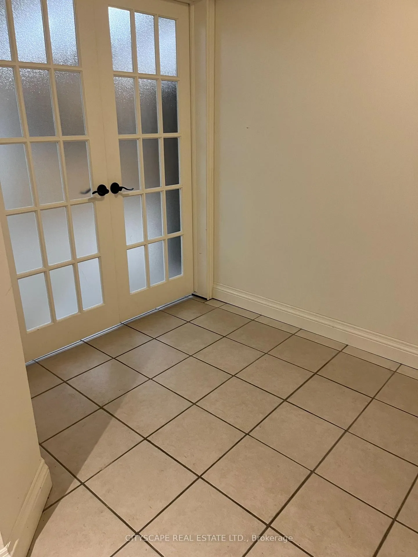 Photo 1 of Unit Bsmt, 74 Creanona Boulevard, Hamilton, Winona Park — HOMEH