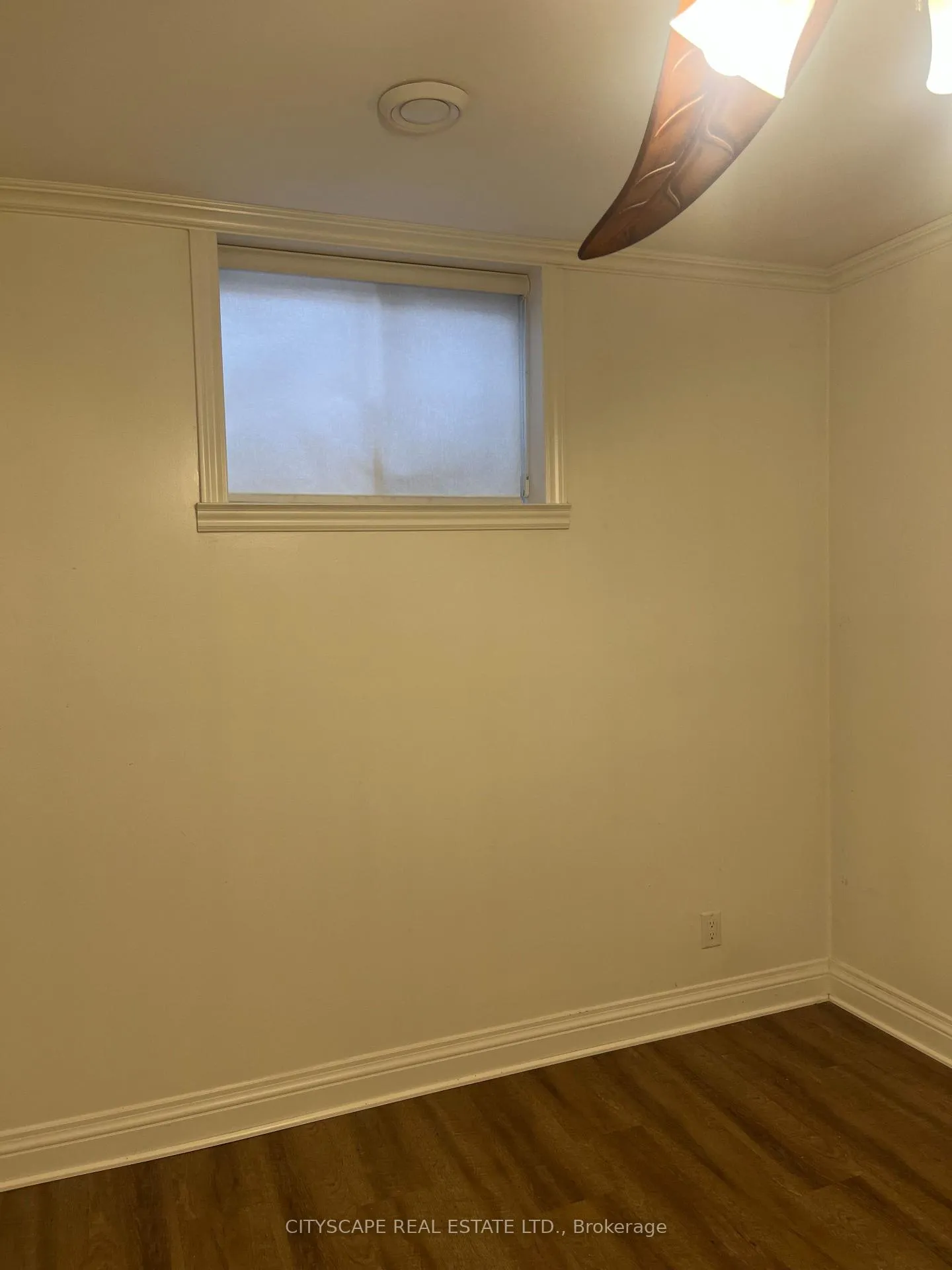 Photo 3 of Unit Bsmt, 74 Creanona Boulevard, Hamilton, Winona Park — HOMEH