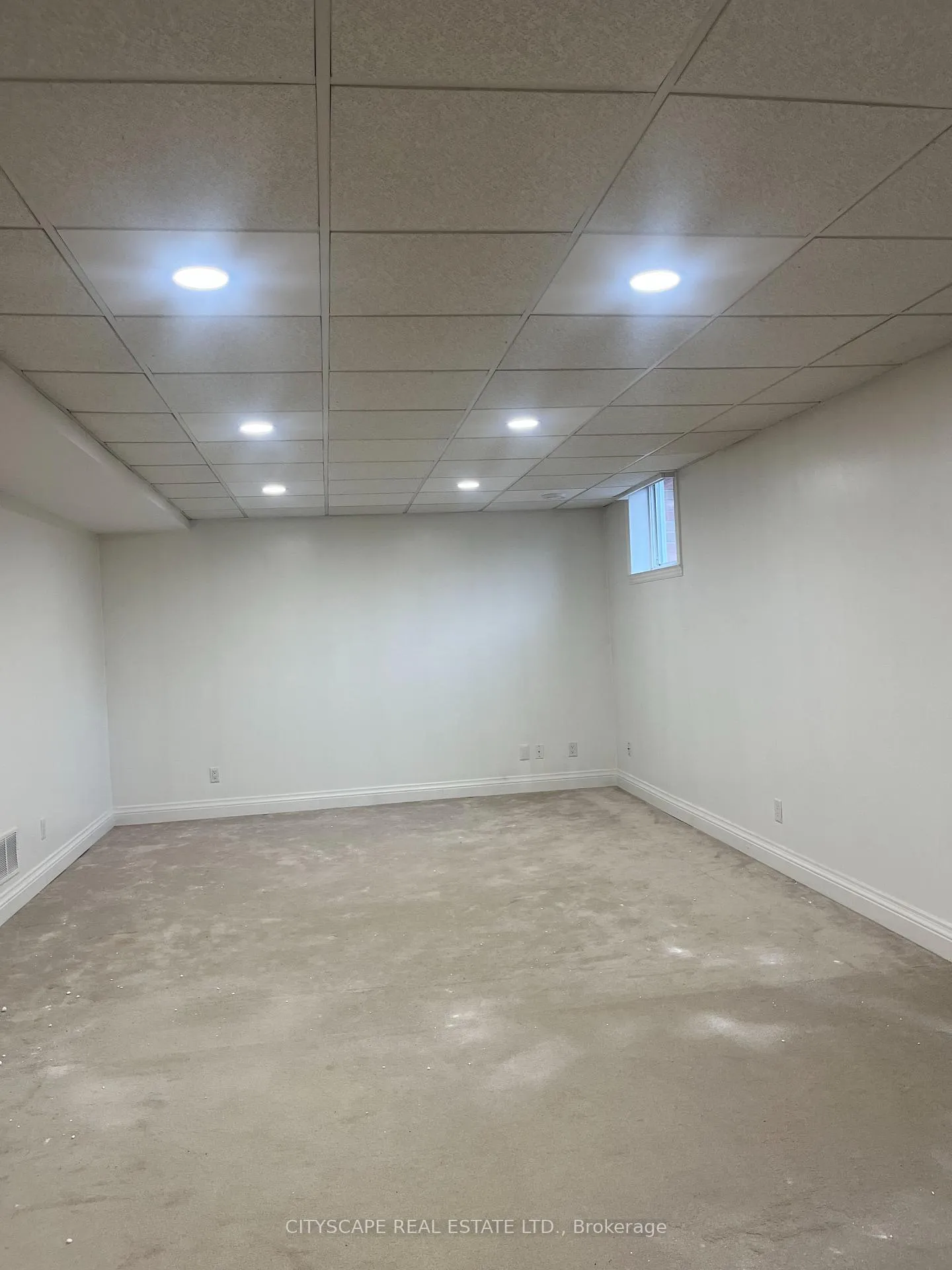 Photo 14 of Unit Bsmt, 74 Creanona Boulevard, Hamilton, Winona Park — HOMEH