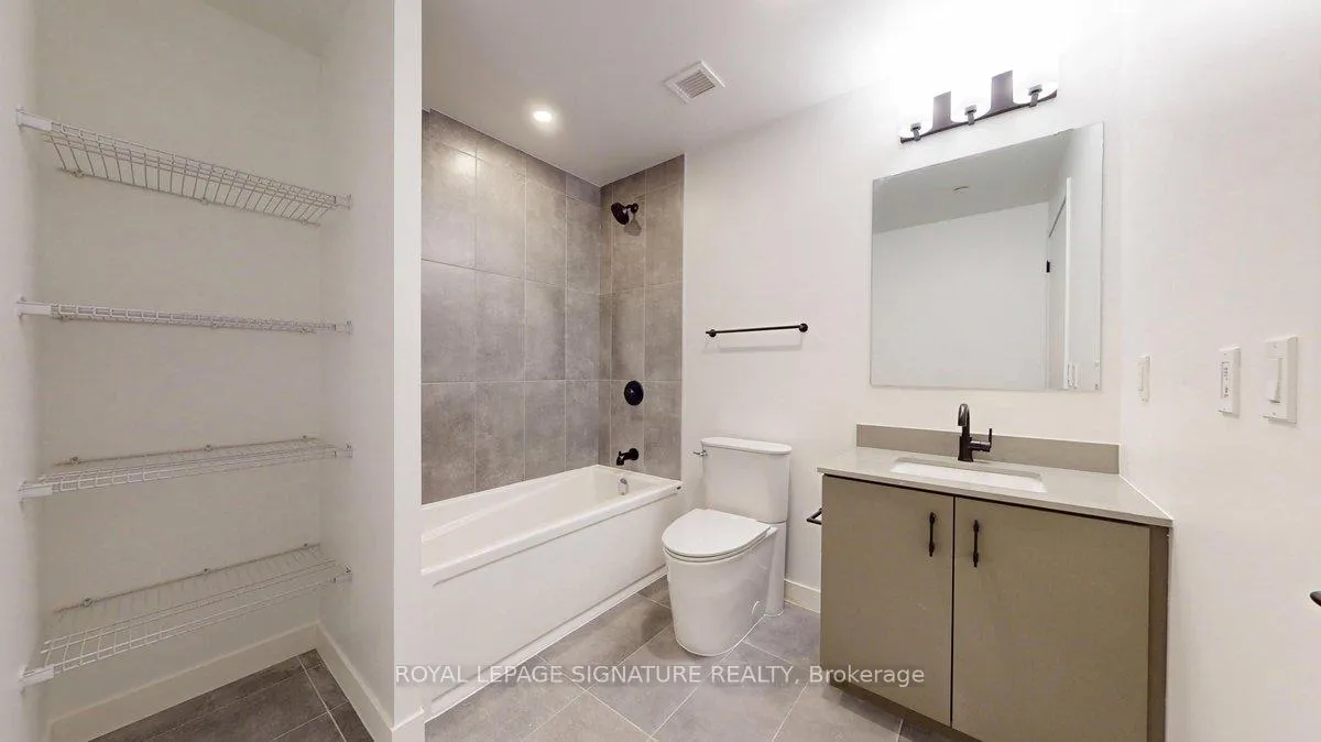Photo 30 of Unit D1006, 4878 Powers Common, Burlington, Alton — HOMEH