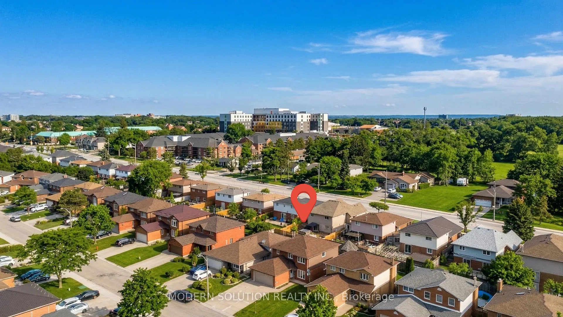 Photo 2 of 168 Fusilier Drive, Hamilton, Crerar — HOMEH