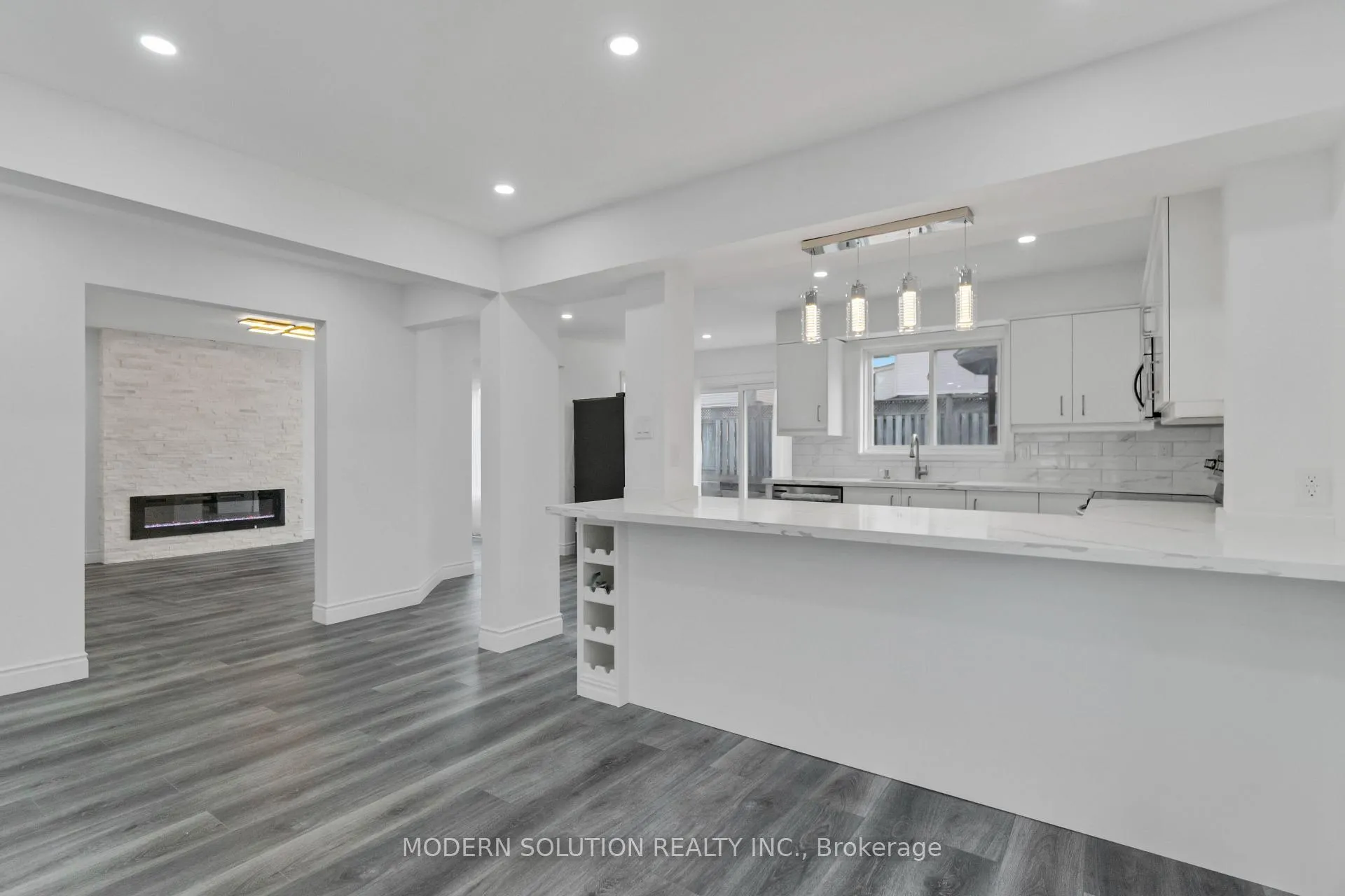 Photo 15 of 168 Fusilier Drive, Hamilton, Crerar — HOMEH