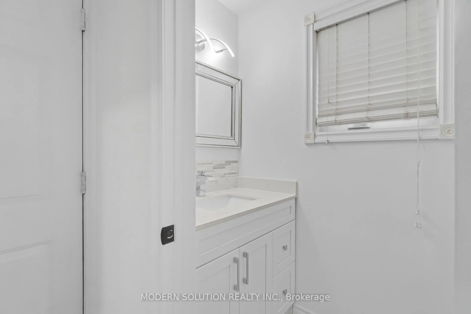 Photo 23 of 168 Fusilier Drive, Hamilton, Crerar — HOMEH