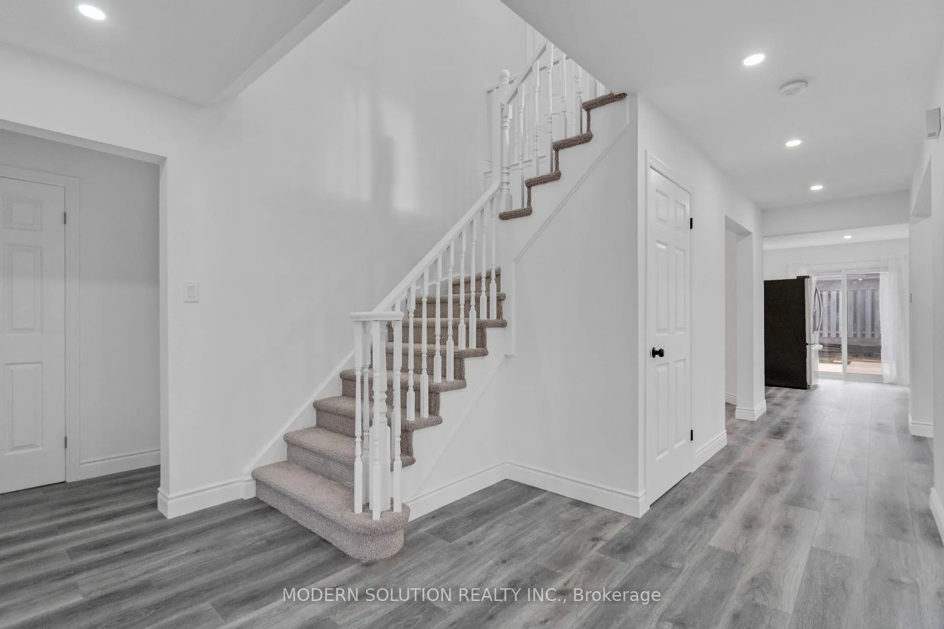 Photo 25 of 168 Fusilier Drive, Hamilton, Crerar — HOMEH