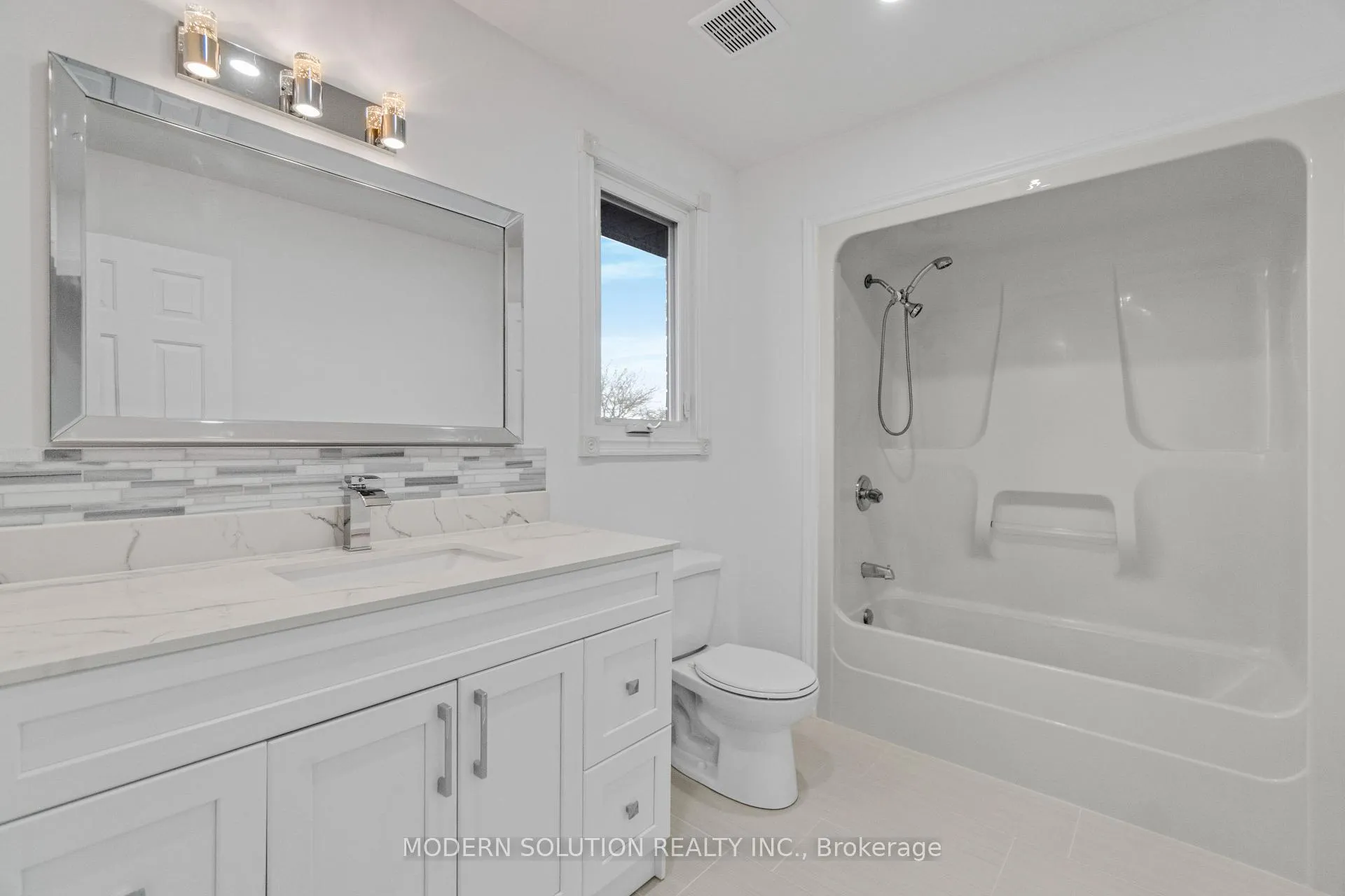 Photo 39 of 168 Fusilier Drive, Hamilton, Crerar — HOMEH