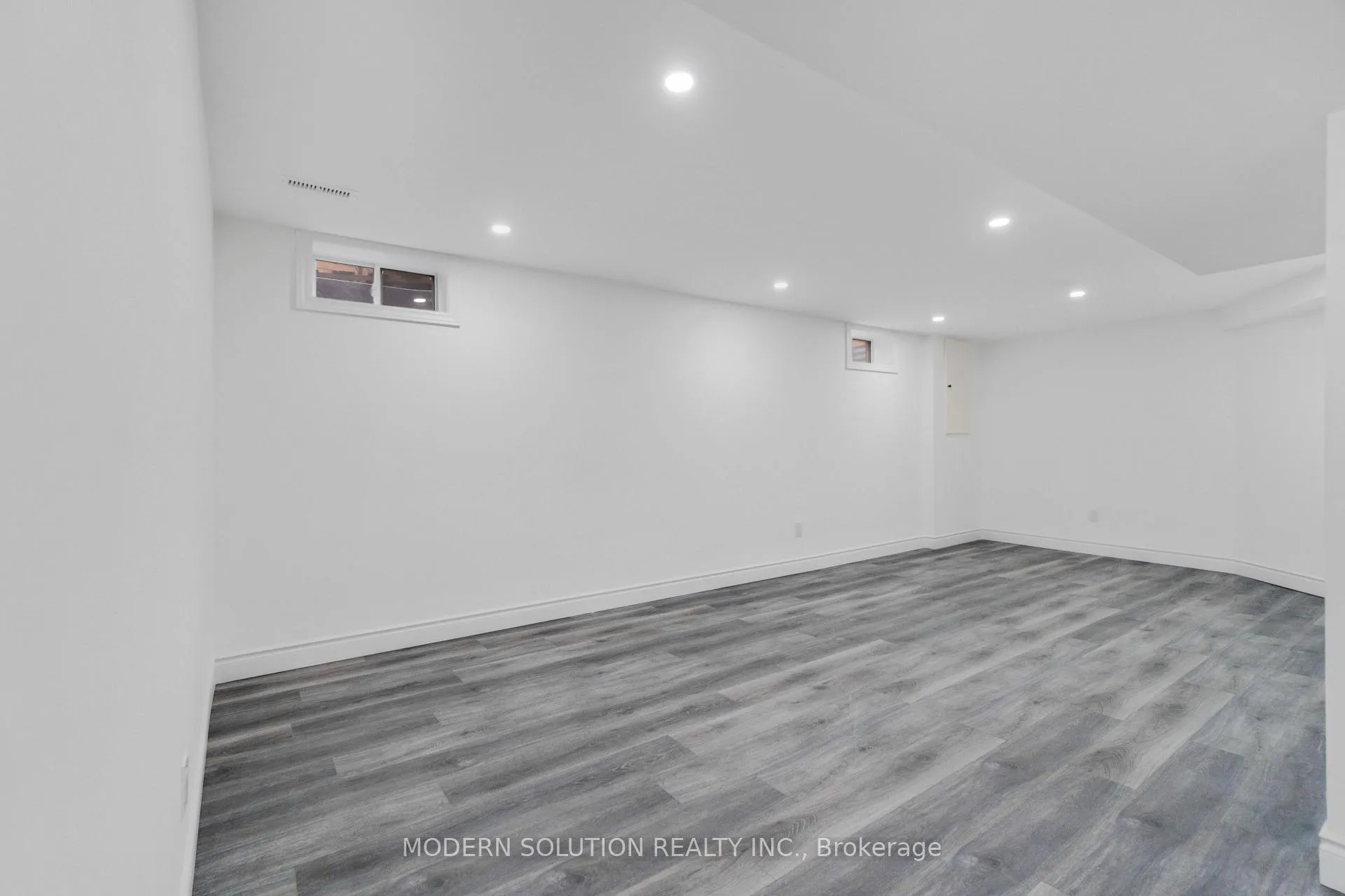 Photo 42 of 168 Fusilier Drive, Hamilton, Crerar — HOMEH