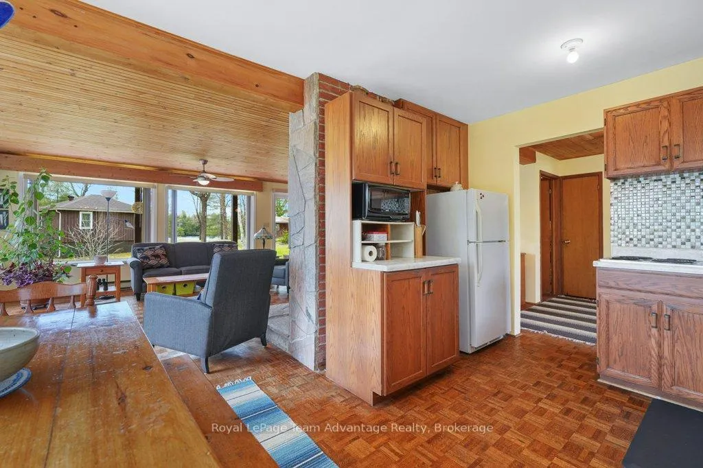 Photo 18 of 11 Birch Lane, McDougall — HOMEH