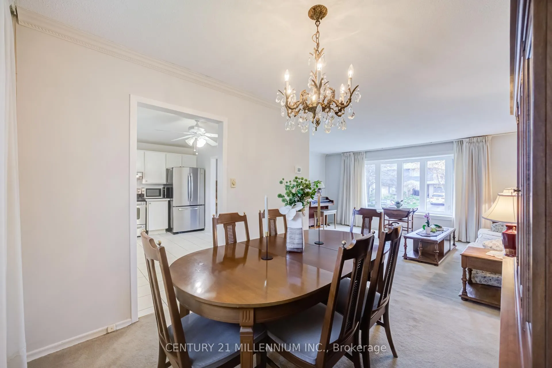 Photo 7 of 39 Greystone Crescent, Brampton, Brampton South — HOMEH