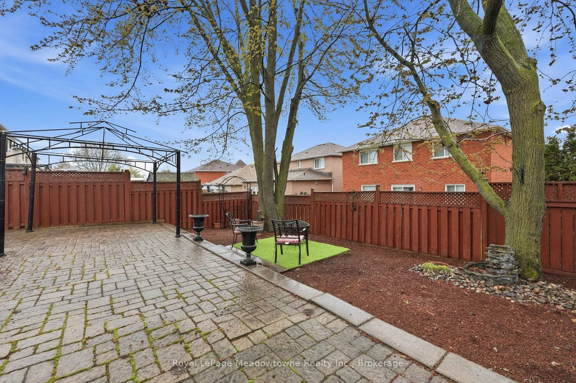 Photo 30 of 40 Coolspring Crescent, Caledon, Bolton East — HOMEH