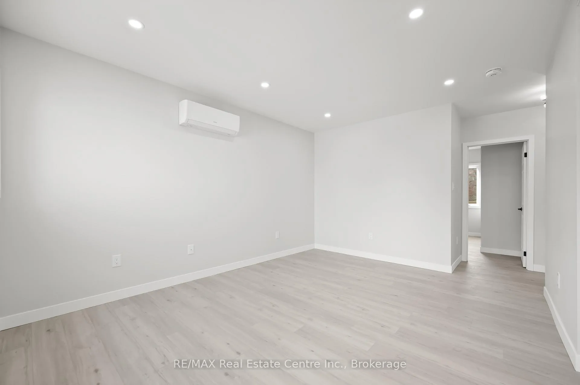 Photo 14 of 1180 Union Street, Kitchener, Northward — HOMEH