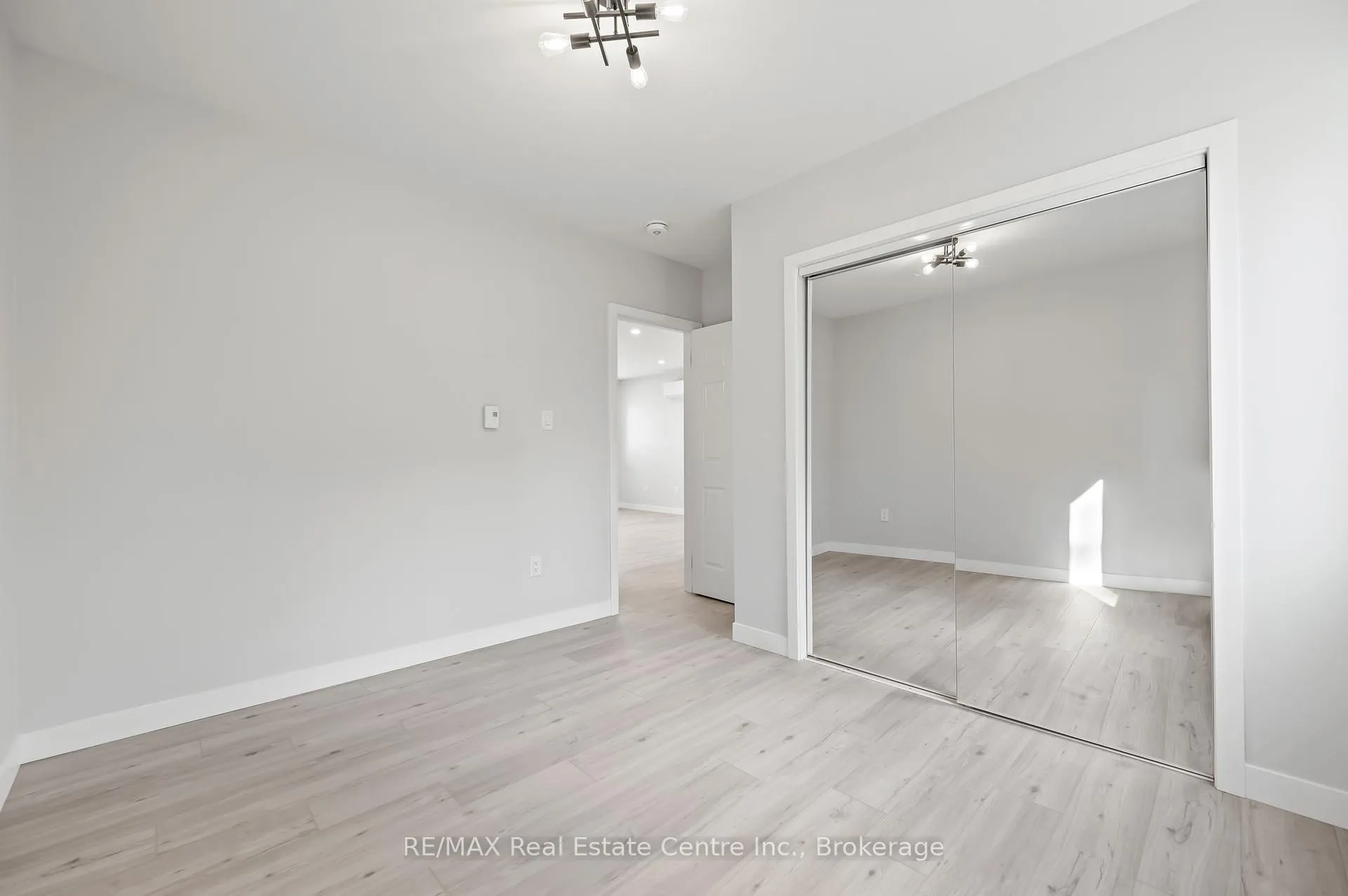 Photo 16 of 1180 Union Street, Kitchener, Northward — HOMEH