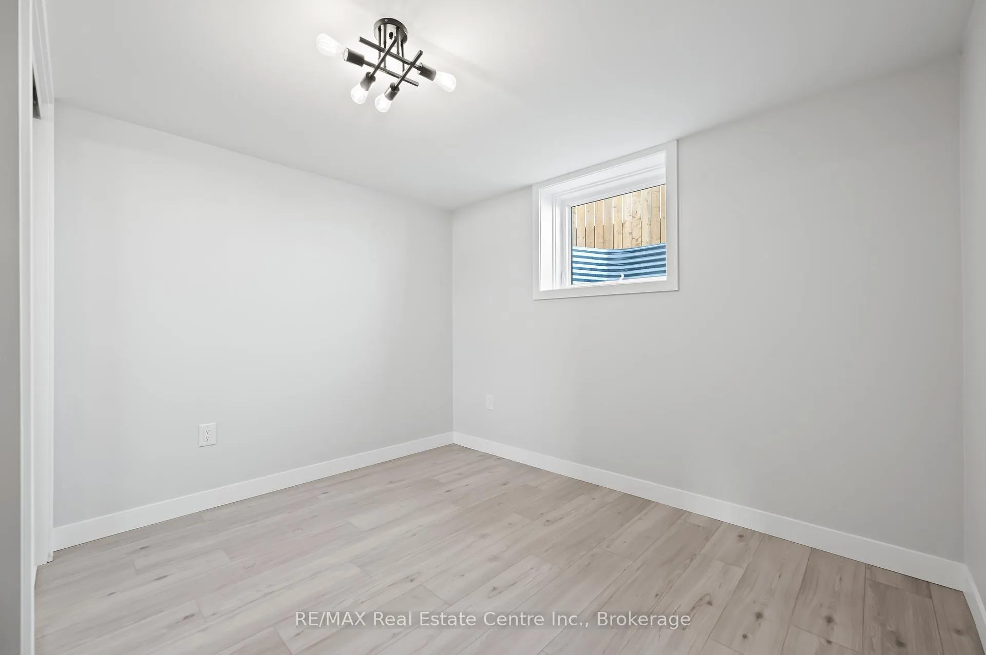 Photo 31 of 1180 Union Street, Kitchener, Northward — HOMEH