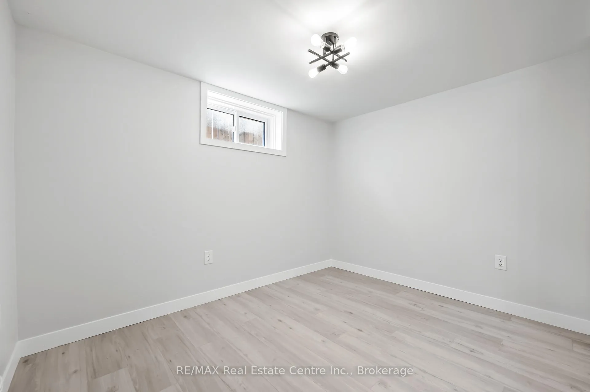Photo 34 of 1180 Union Street, Kitchener, Northward — HOMEH