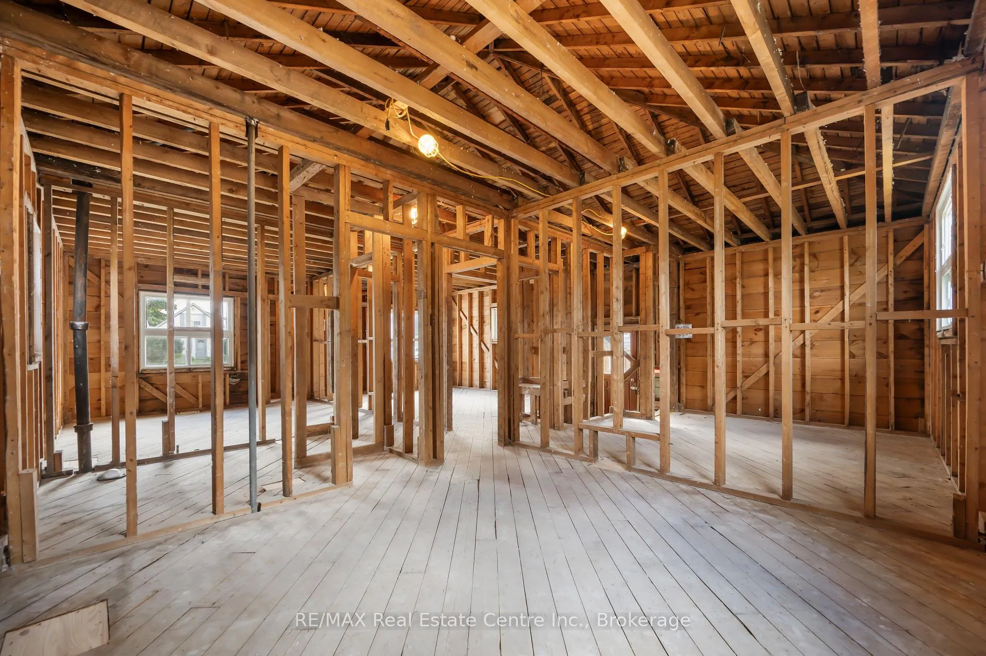 Photo 44 of 1180 Union Street, Kitchener, Northward — HOMEH