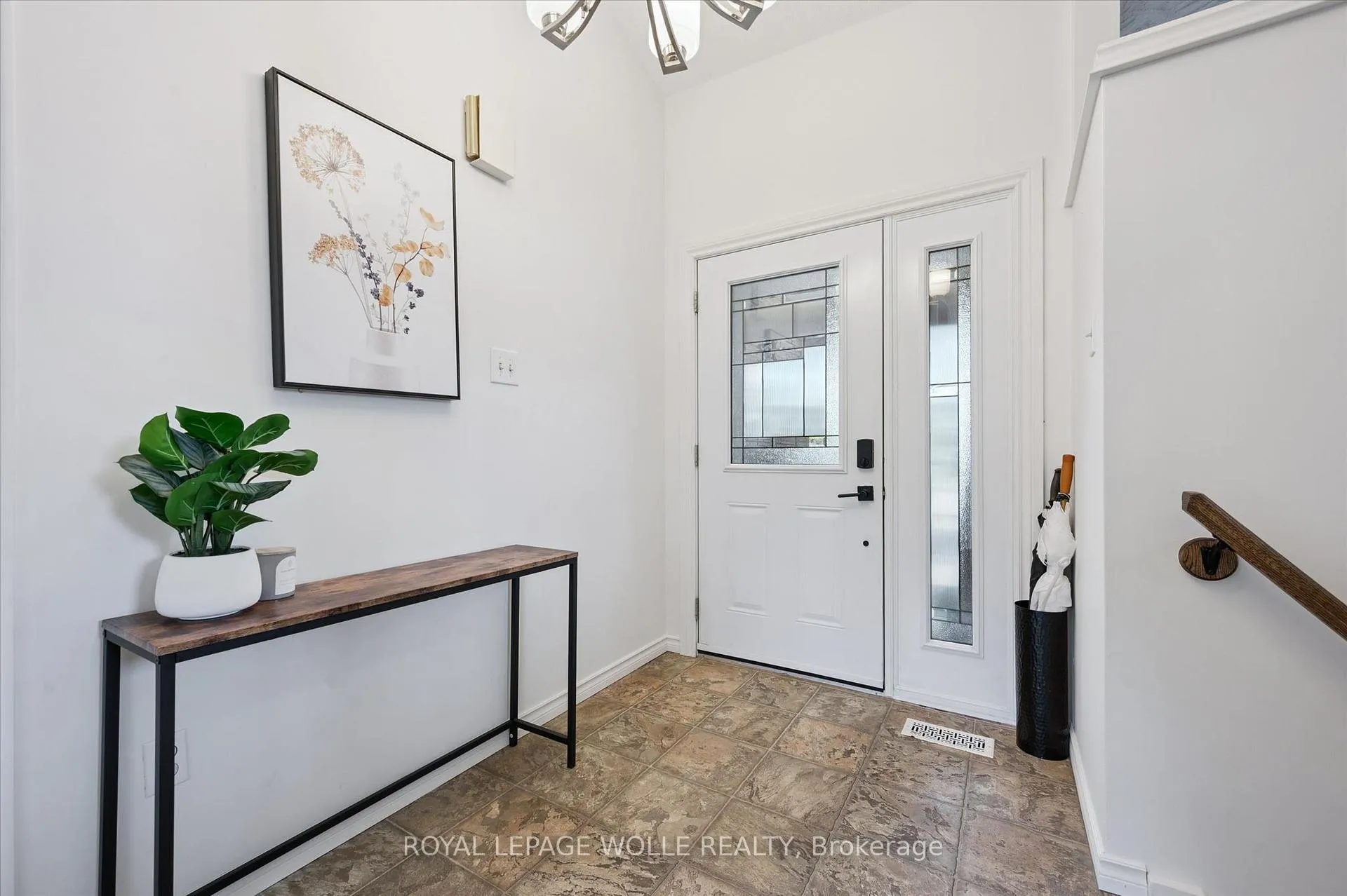 Photo 4 of 56 Wordsworth Place, Kitchener — HOMEH