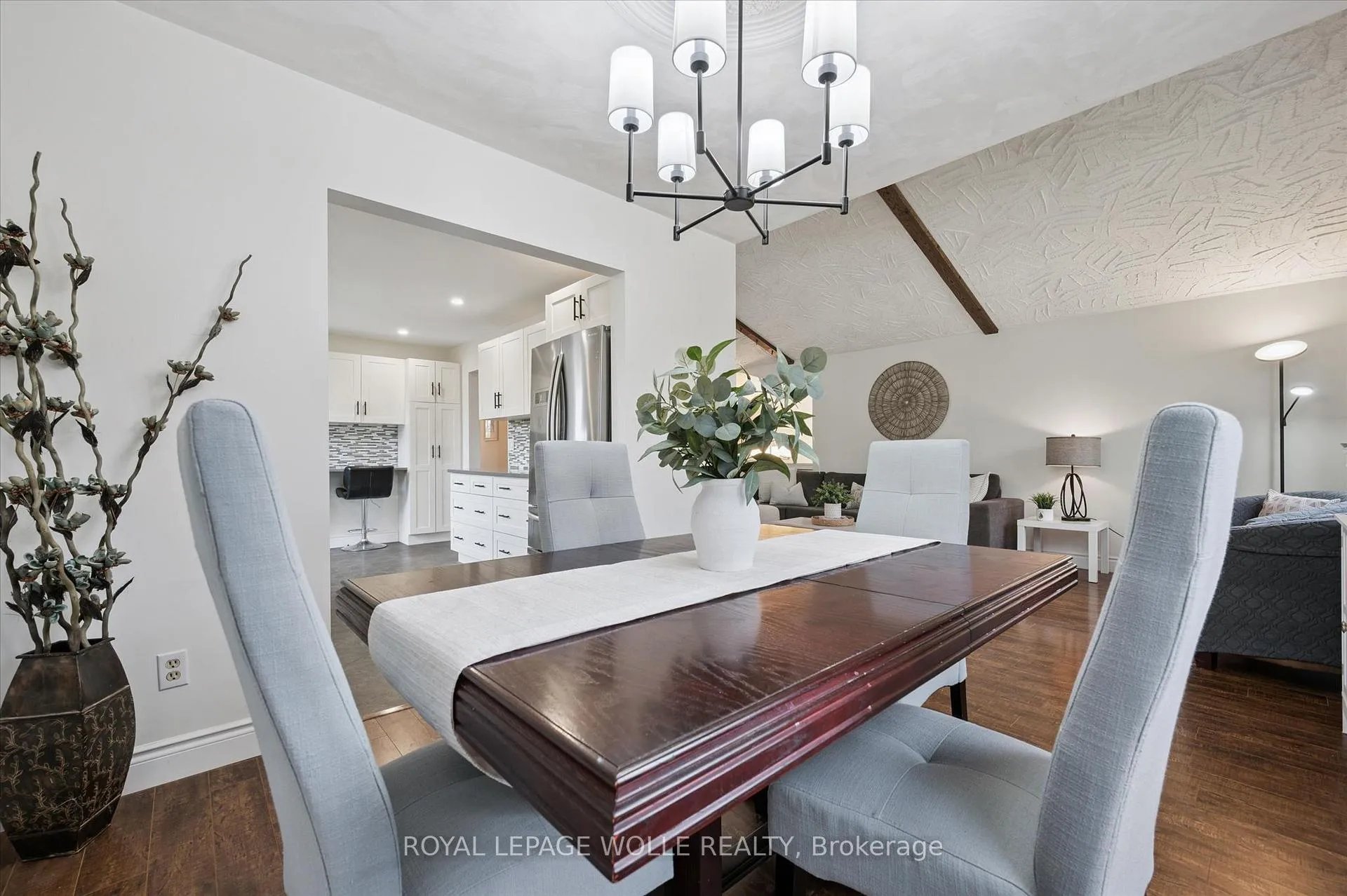 Photo 9 of 56 Wordsworth Place, Kitchener — HOMEH