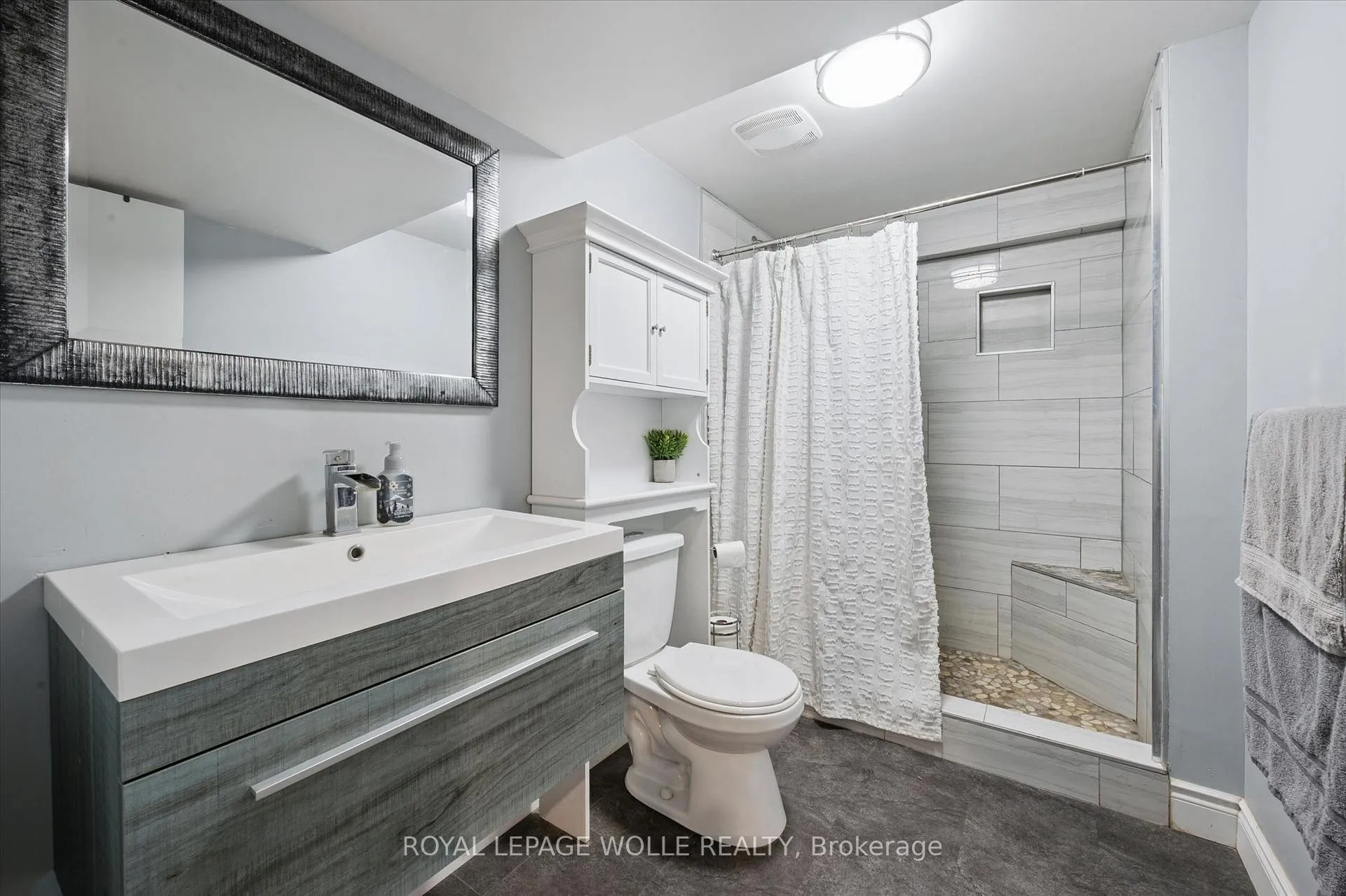 Photo 26 of 56 Wordsworth Place, Kitchener — HOMEH