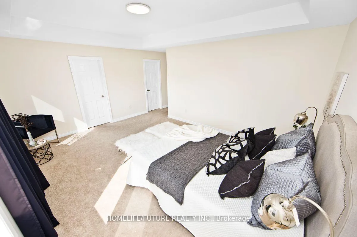 Photo 13 of 1193 Enchanted Crescent, Pickering, Rural Pickering — HOMEH
