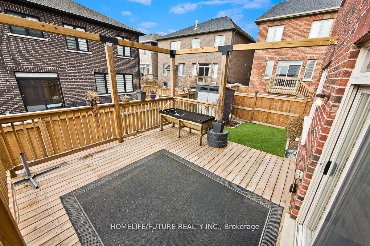 Photo 21 of 1193 Enchanted Crescent, Pickering, Rural Pickering — HOMEH