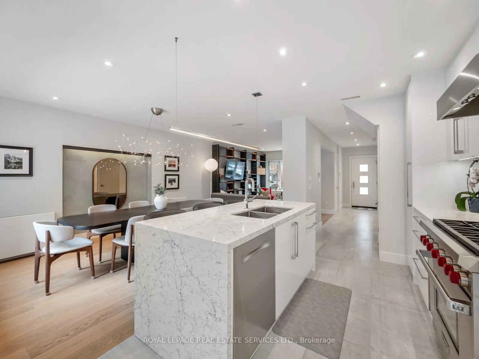 Photo 15 of 185 Glen Cedar Road, Toronto, Humewood-Cedarvale — HOMEH