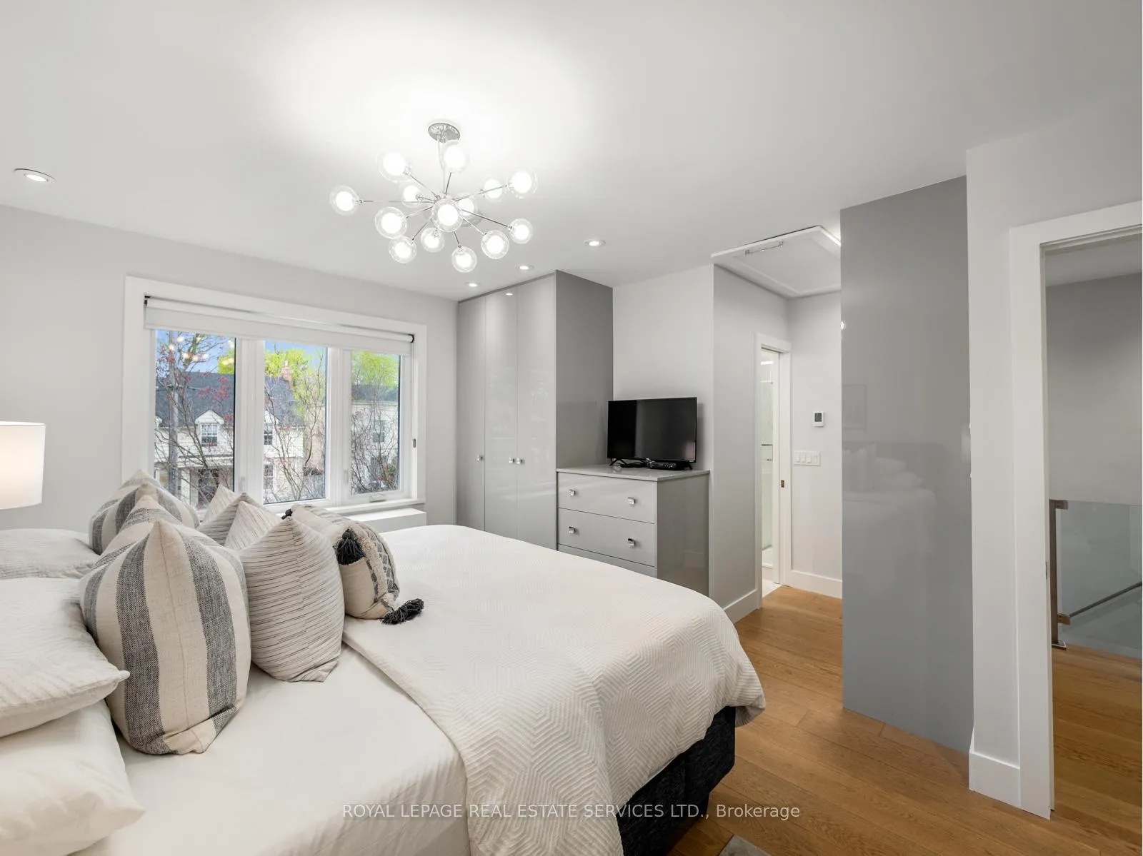 Photo 21 of 185 Glen Cedar Road, Toronto, Humewood-Cedarvale — HOMEH